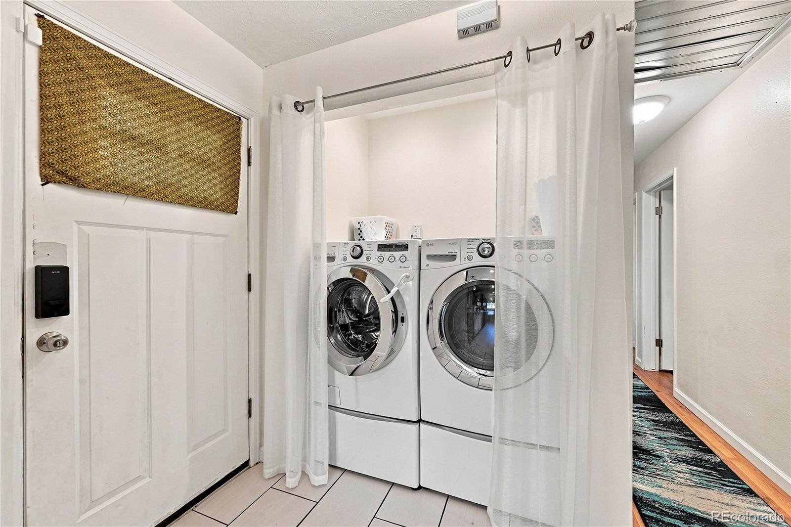 MLS Image #12 for 260  pierce street,denver, Colorado