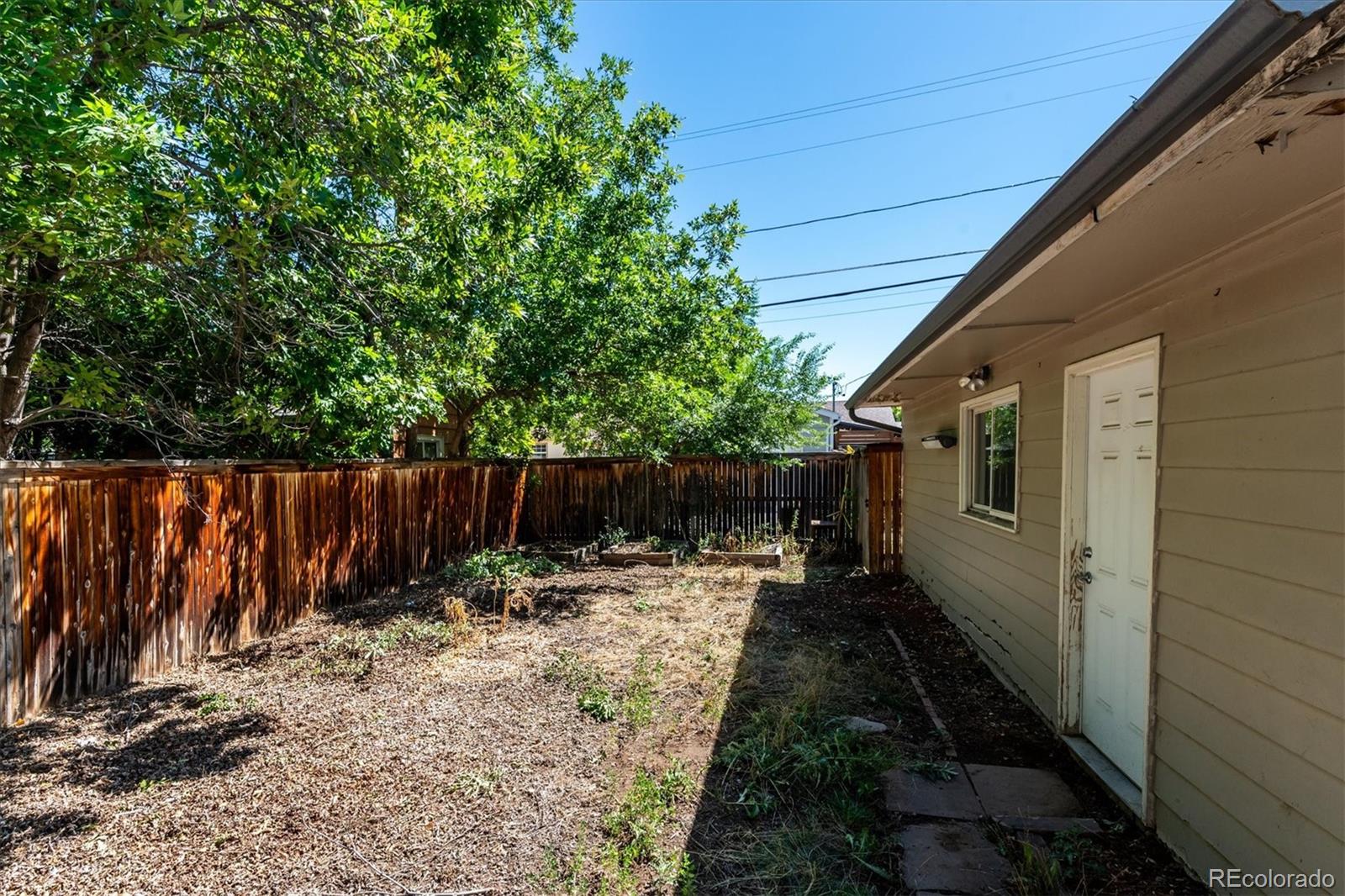 MLS Image #23 for 2642 s vine street,denver, Colorado