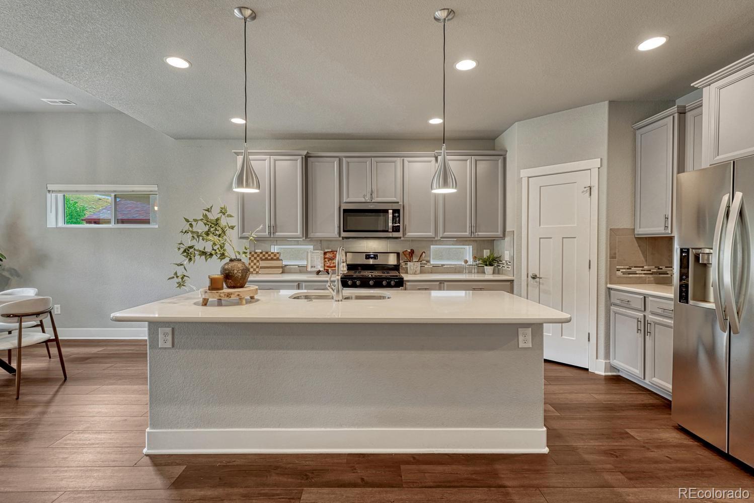 MLS Image #15 for 5412  silverstone terrace,colorado springs, Colorado