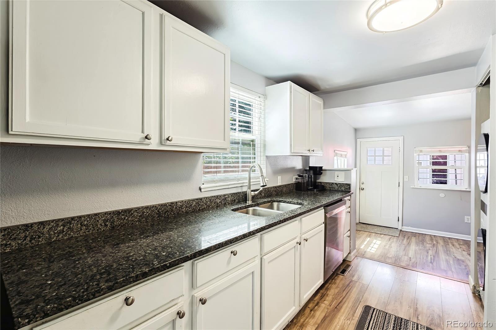 MLS Image #11 for 1301 s wolff street,denver, Colorado