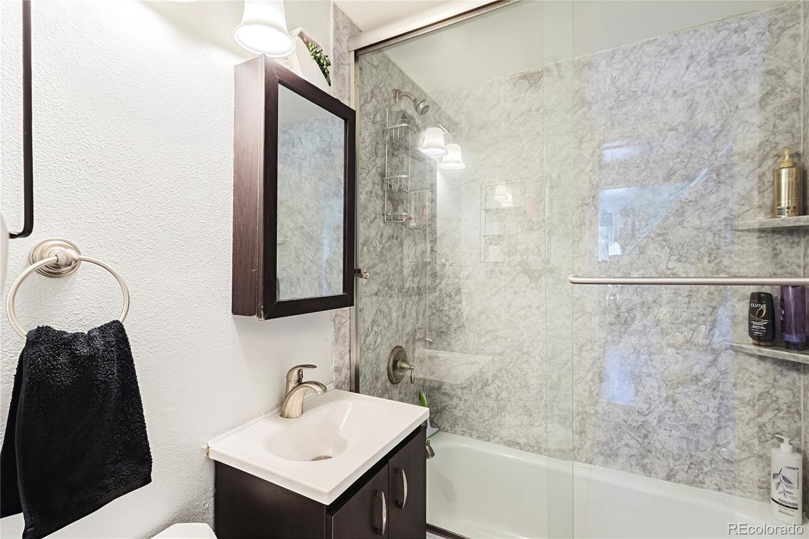 MLS Image #12 for 1301 s wolff street,denver, Colorado