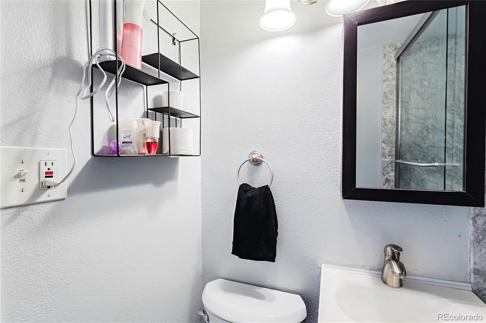 MLS Image #14 for 1301 s wolff street,denver, Colorado
