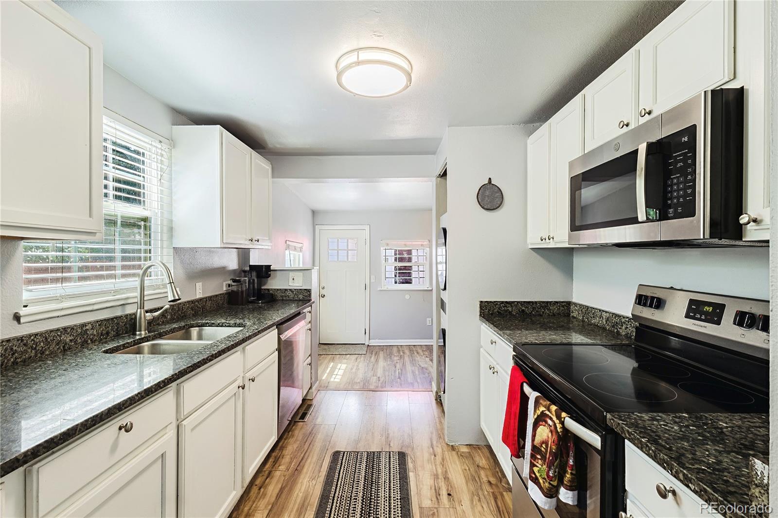 MLS Image #9 for 1301 s wolff street,denver, Colorado