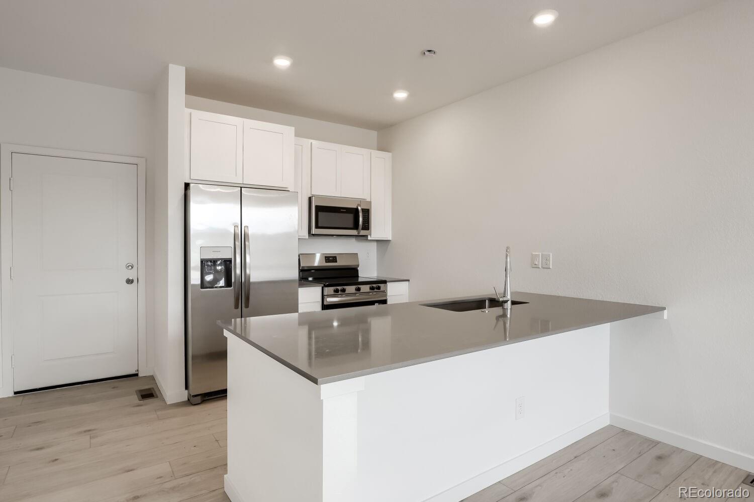 MLS Image #3 for 15587  gilpin avenue,parker, Colorado