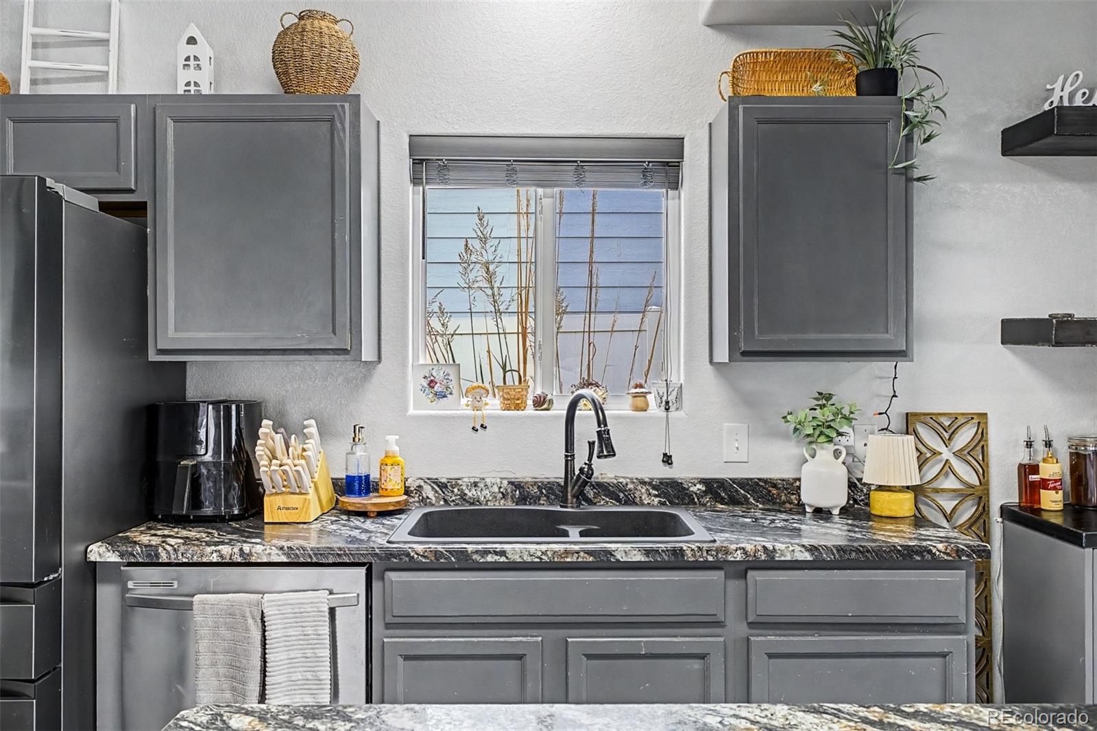 MLS Image #11 for 2220  inspiration lane,pueblo, Colorado