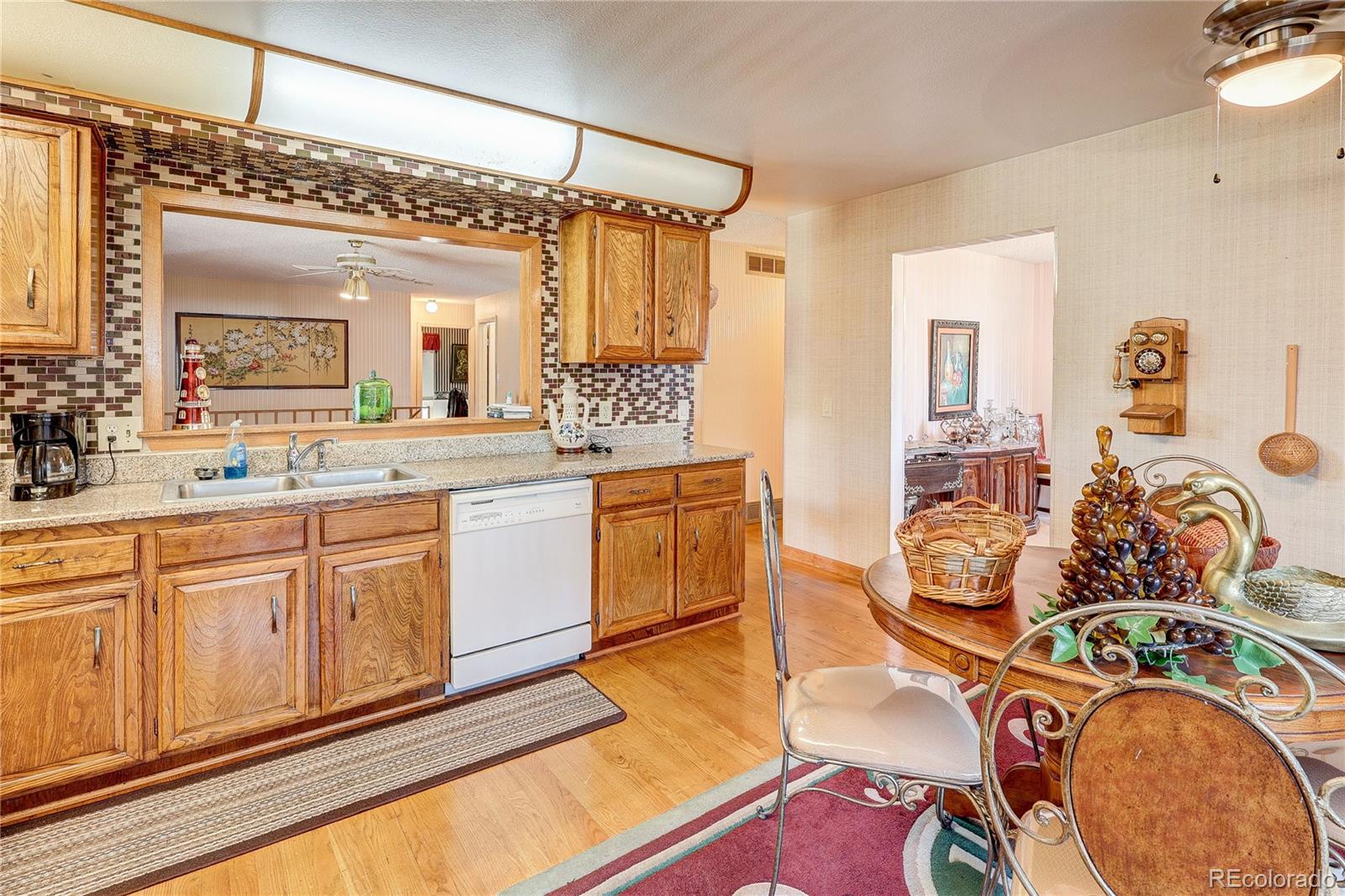 MLS Image #10 for 5092  xanadu street,denver, Colorado