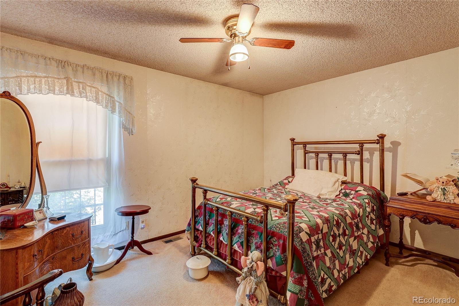 MLS Image #21 for 5092  xanadu street,denver, Colorado