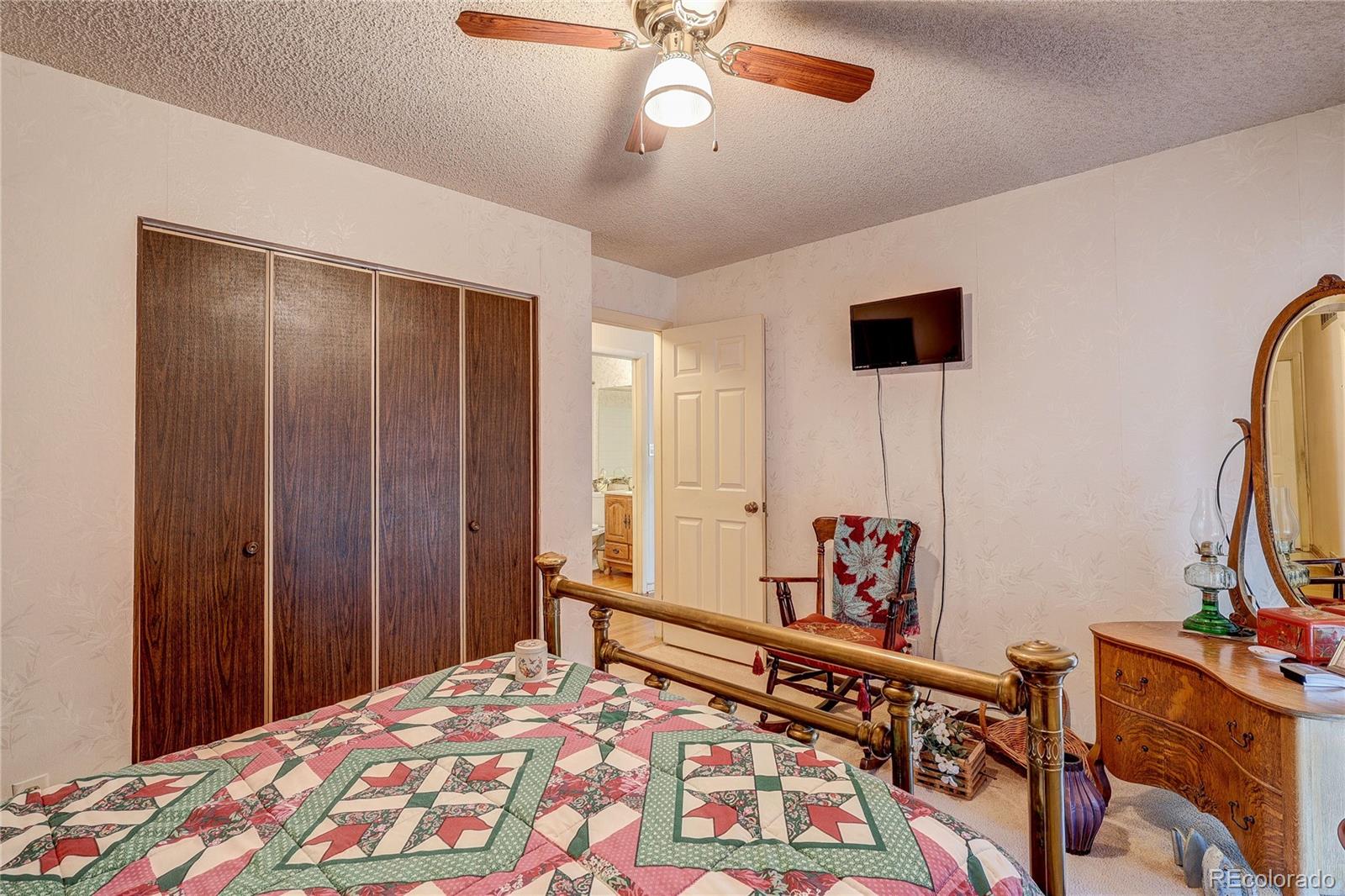 MLS Image #22 for 5092  xanadu street,denver, Colorado