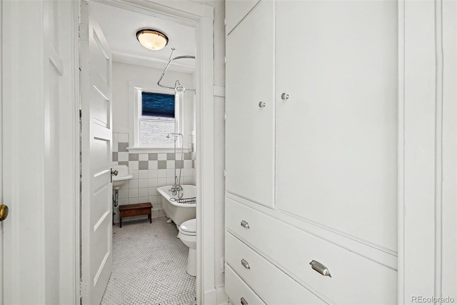MLS Image #8 for 1137 n sherman street,denver, Colorado