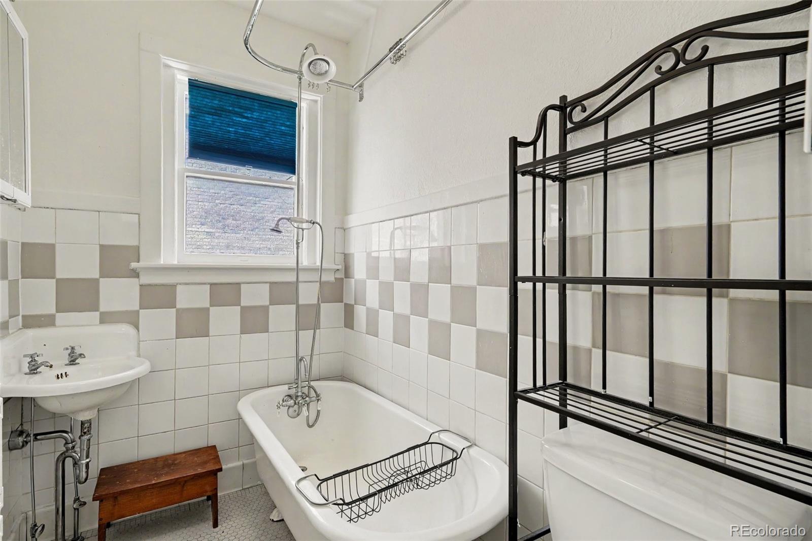 MLS Image #9 for 1137 n sherman street,denver, Colorado
