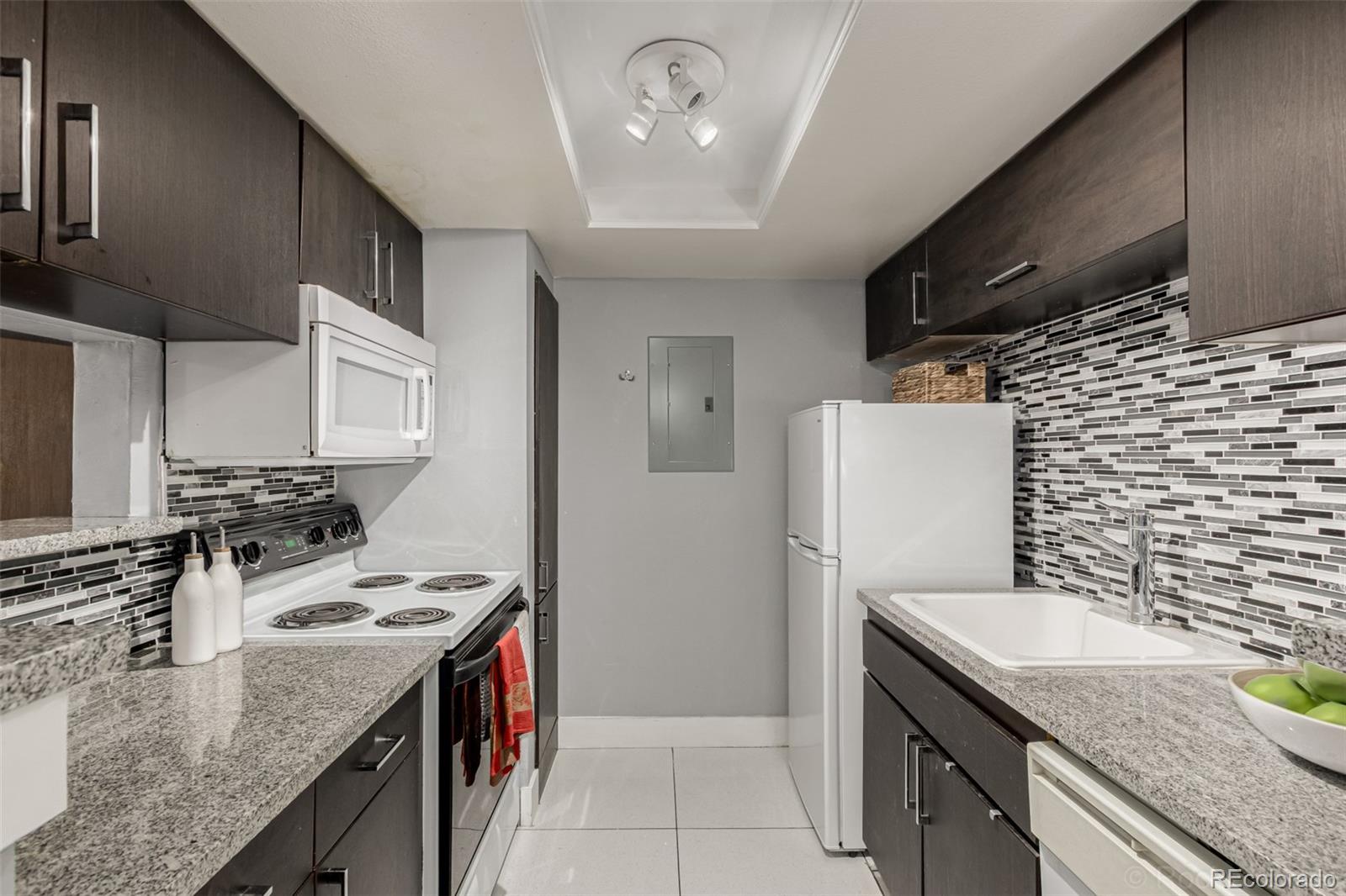 MLS Image #12 for 1863 s pitkin circle,aurora, Colorado