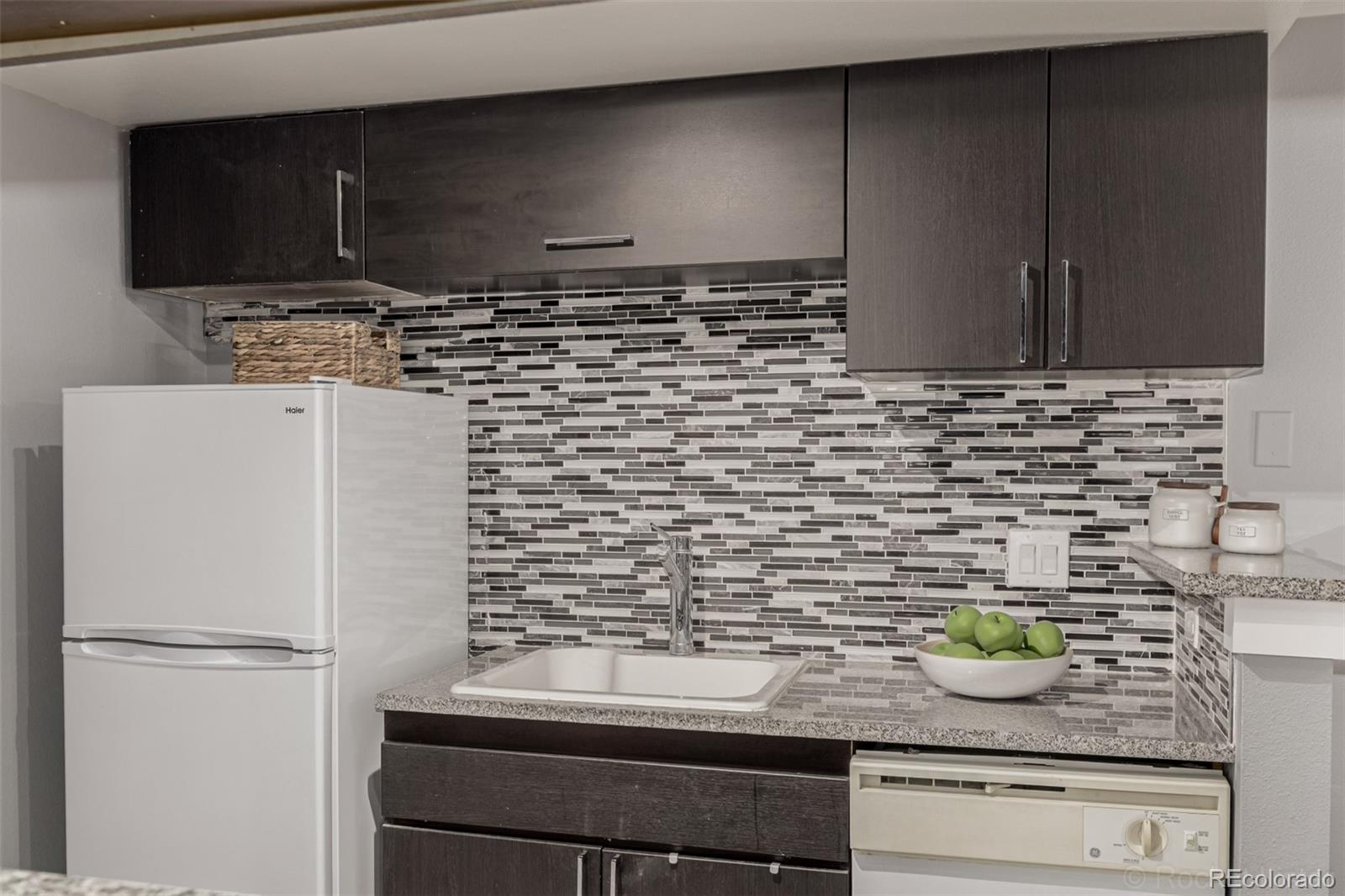 MLS Image #13 for 1863 s pitkin circle,aurora, Colorado