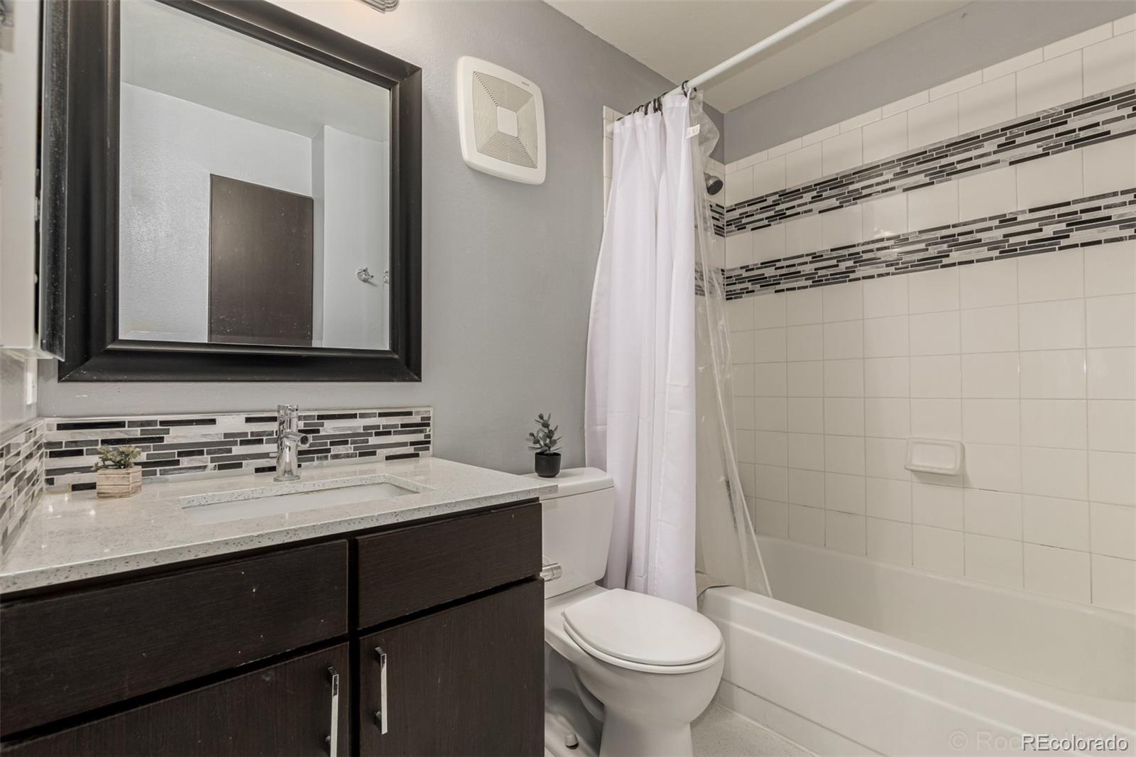 MLS Image #20 for 1863 s pitkin circle,aurora, Colorado