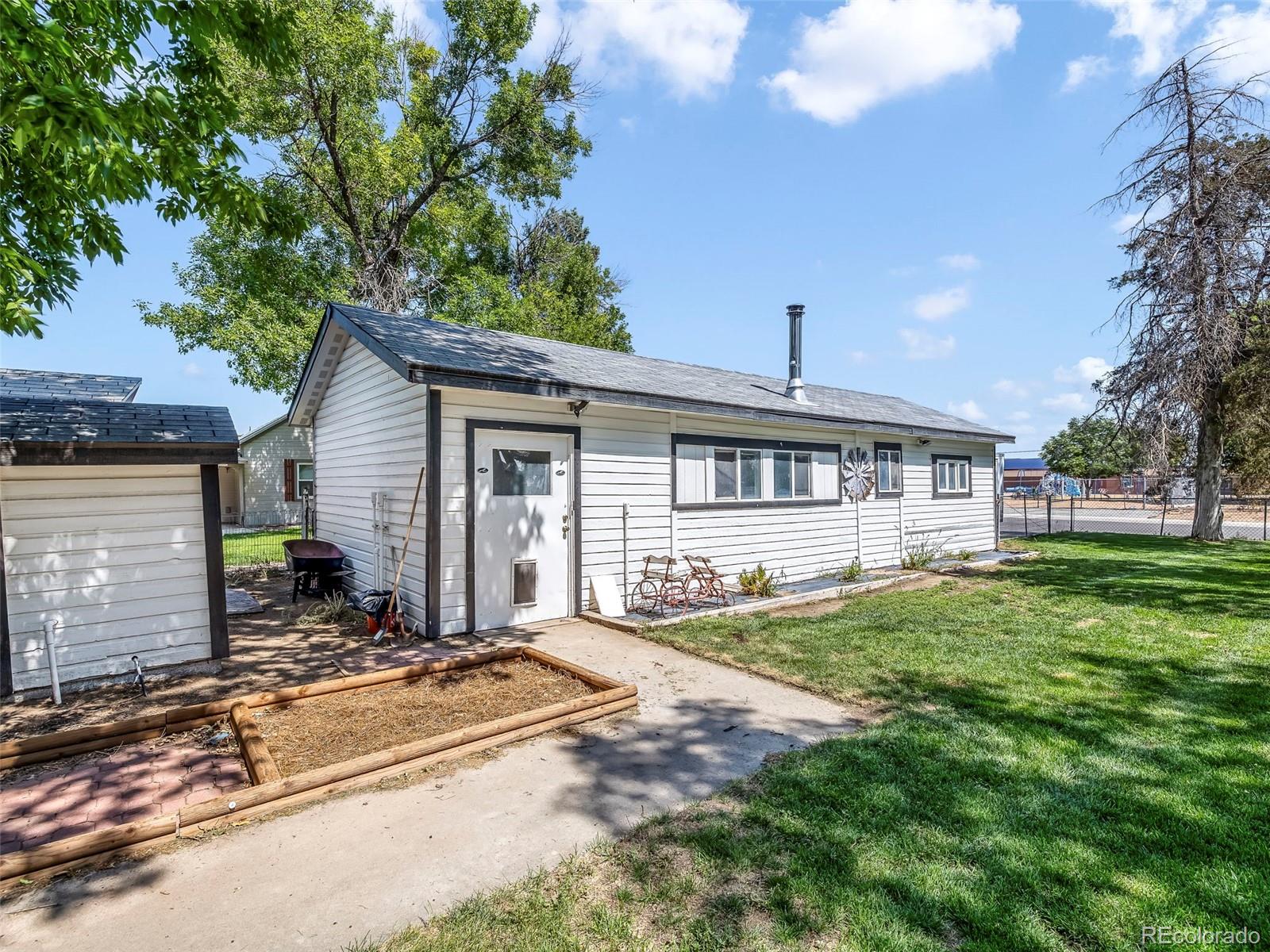 MLS Image #24 for 415  clark street,kersey, Colorado