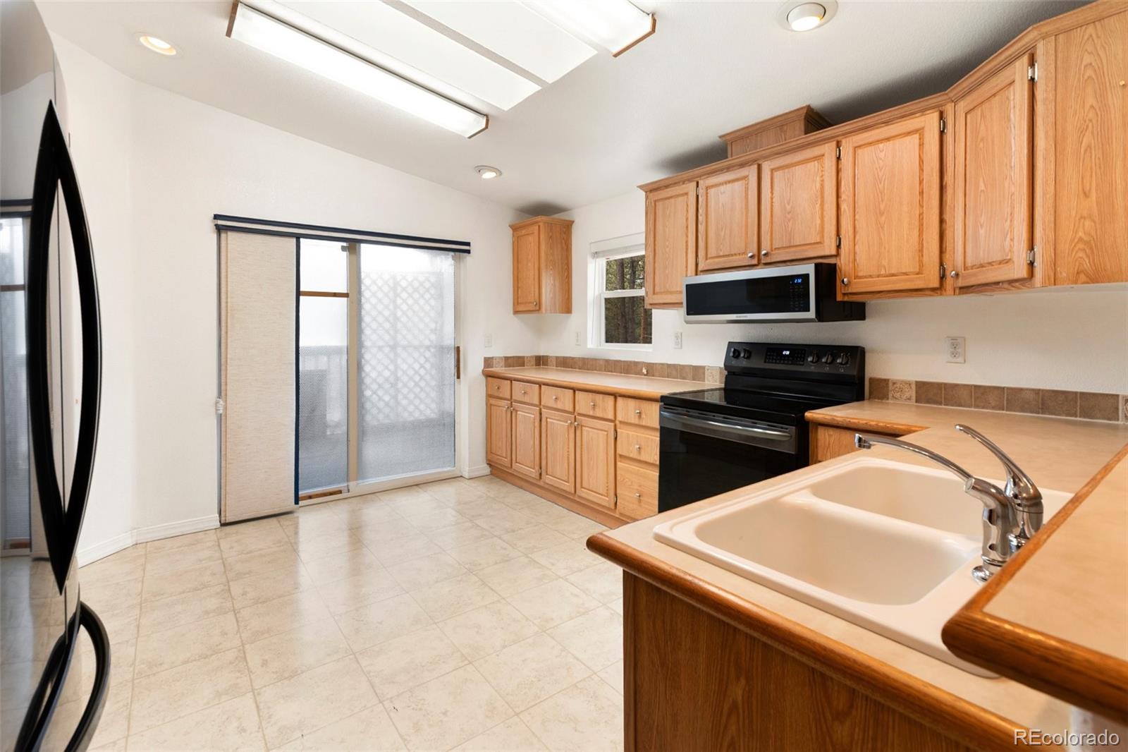 MLS Image #9 for 46  kingston circle,florissant, Colorado