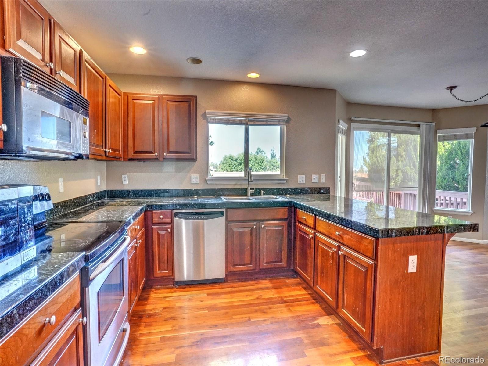 MLS Image #7 for 13845  elizabeth street,thornton, Colorado