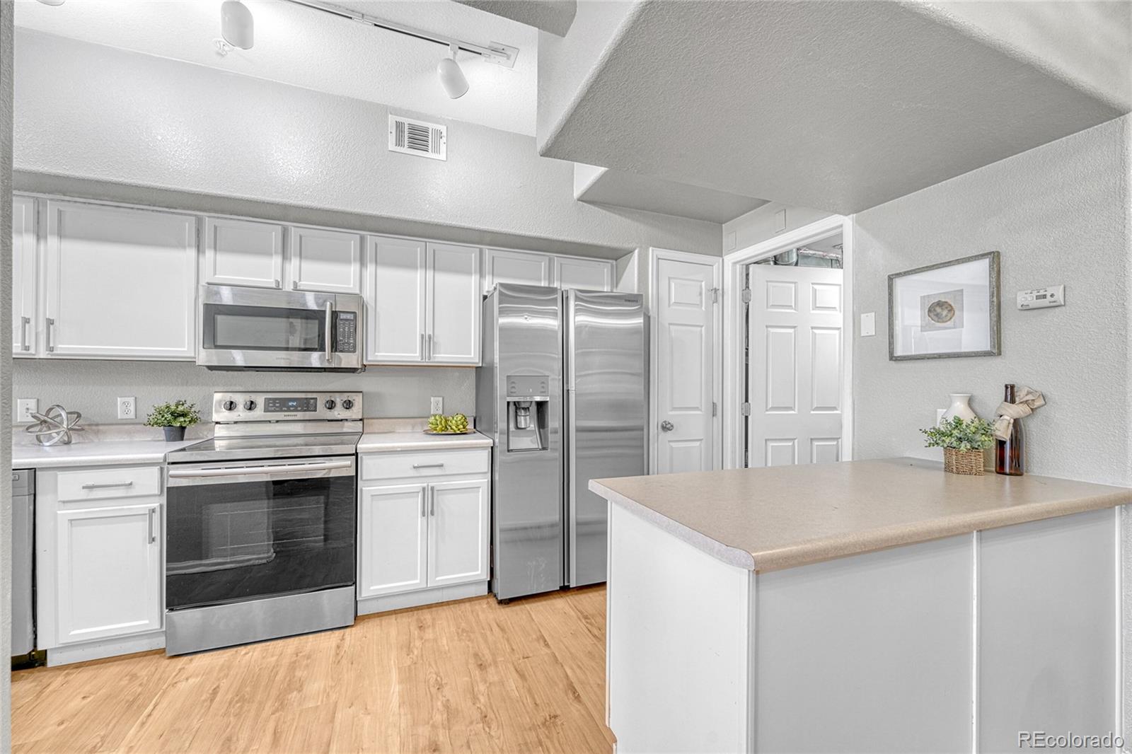 MLS Image #8 for 9408 e florida avenue 2068,denver, Colorado