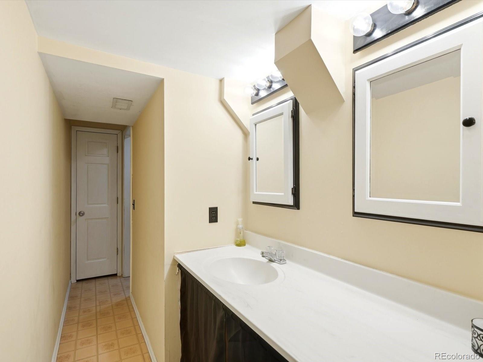 MLS Image #20 for 9105 w bellwood place,denver, Colorado