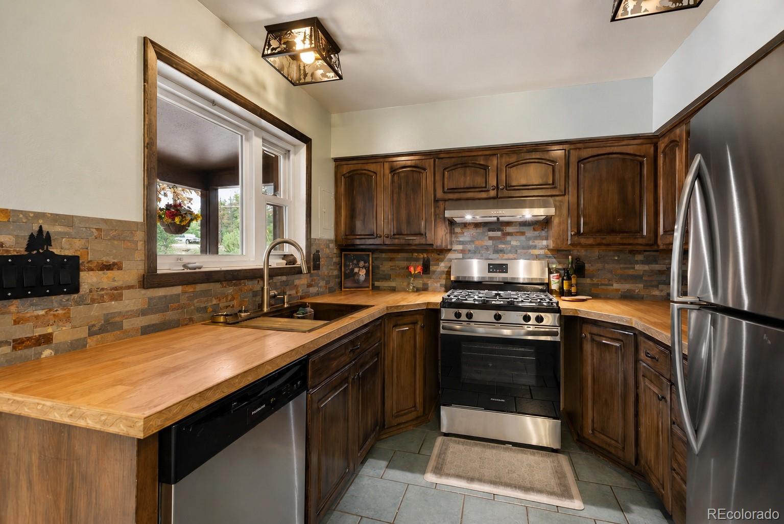MLS Image #10 for 300  ute trail,woodland park, Colorado