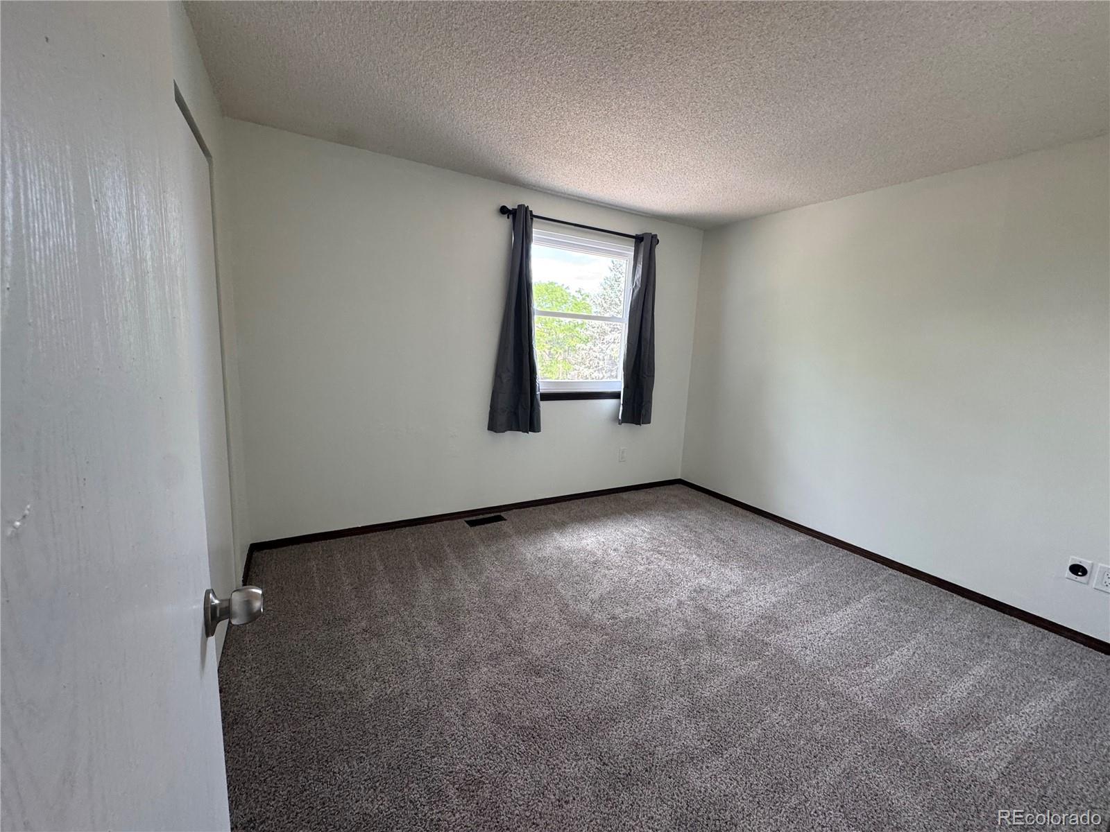 MLS Image #19 for 19727 e oxford drive,aurora, Colorado