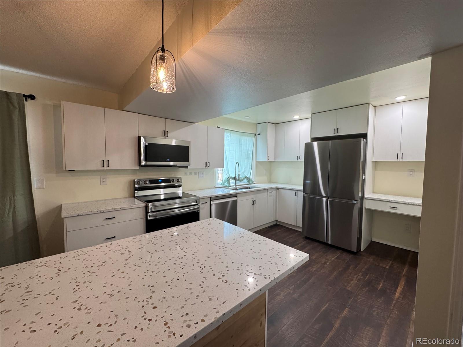 MLS Image #3 for 19727 e oxford drive,aurora, Colorado