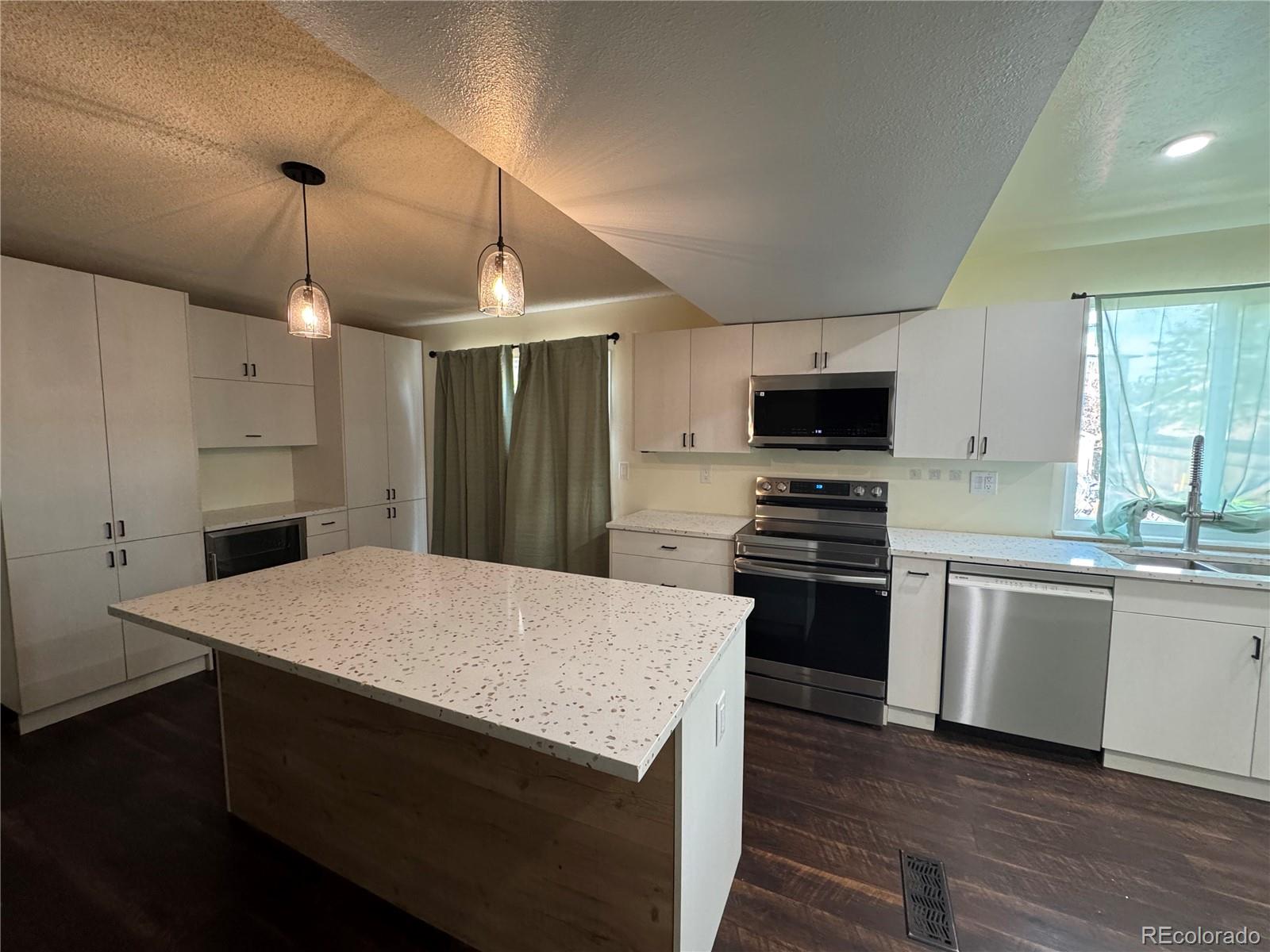 MLS Image #6 for 19727 e oxford drive,aurora, Colorado