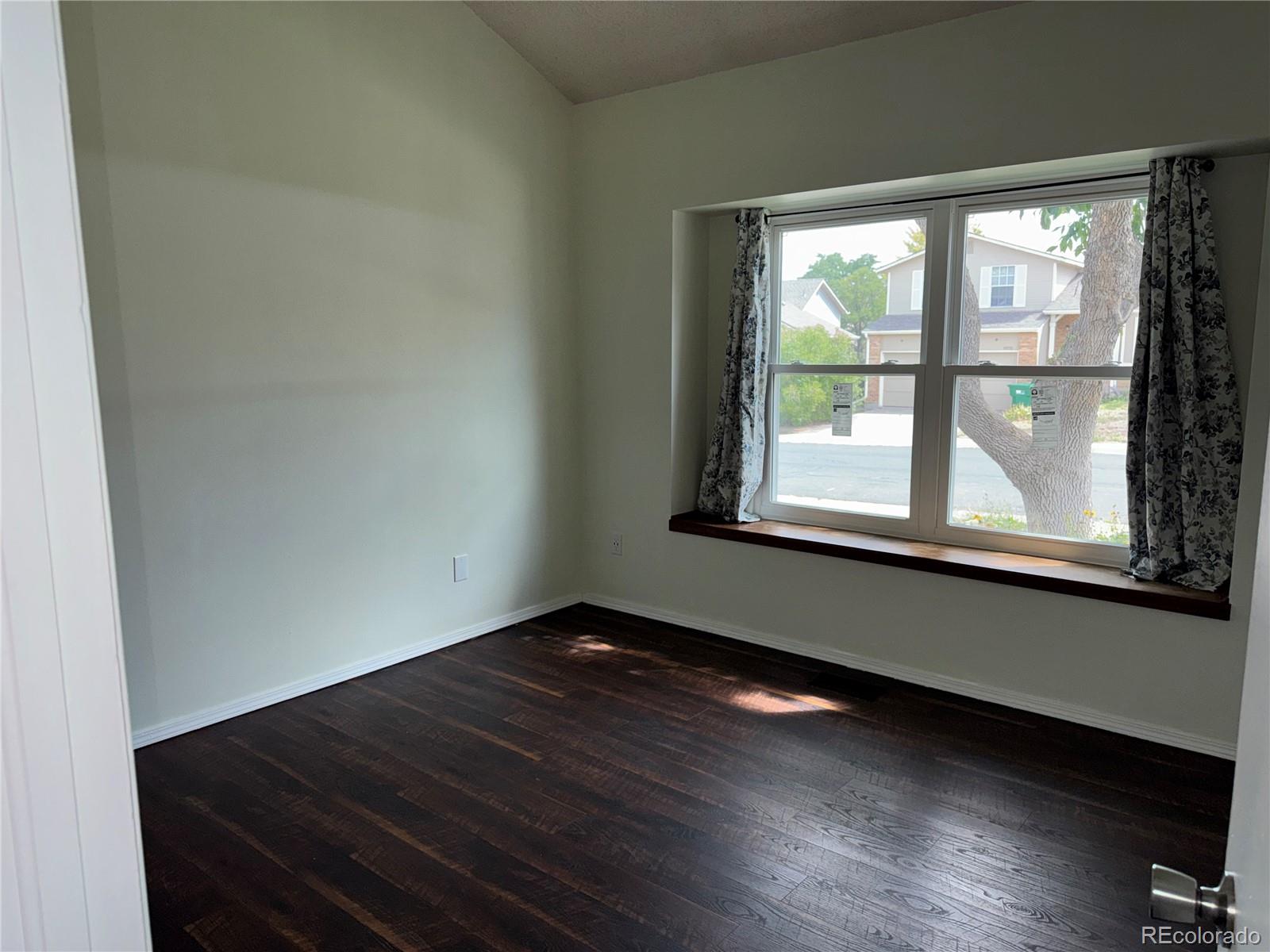 MLS Image #8 for 19727 e oxford drive,aurora, Colorado
