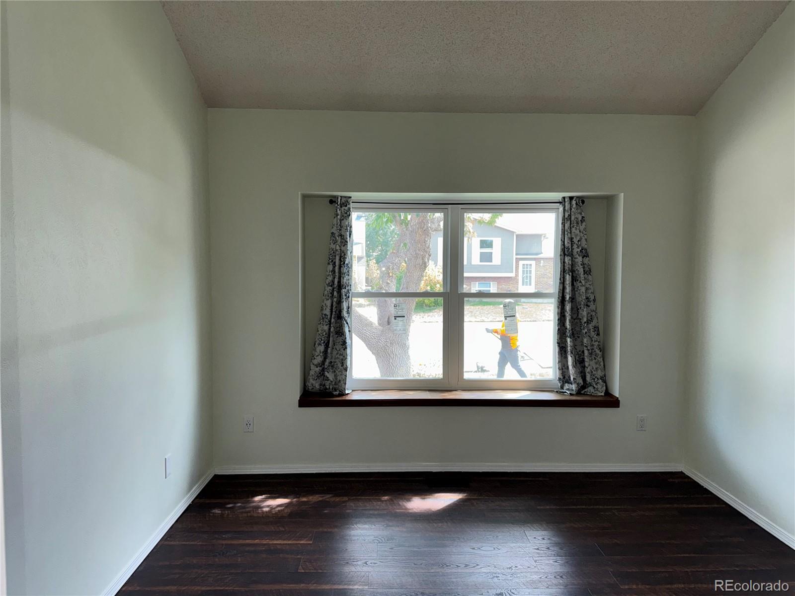 MLS Image #9 for 19727 e oxford drive,aurora, Colorado