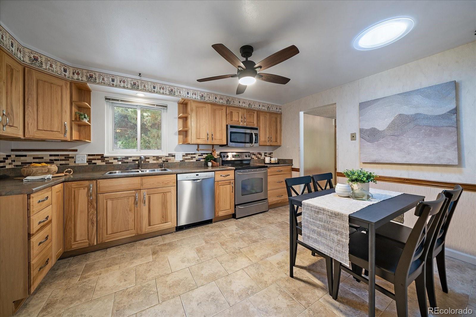 MLS Image #11 for 13582 w dakota avenue,denver, Colorado