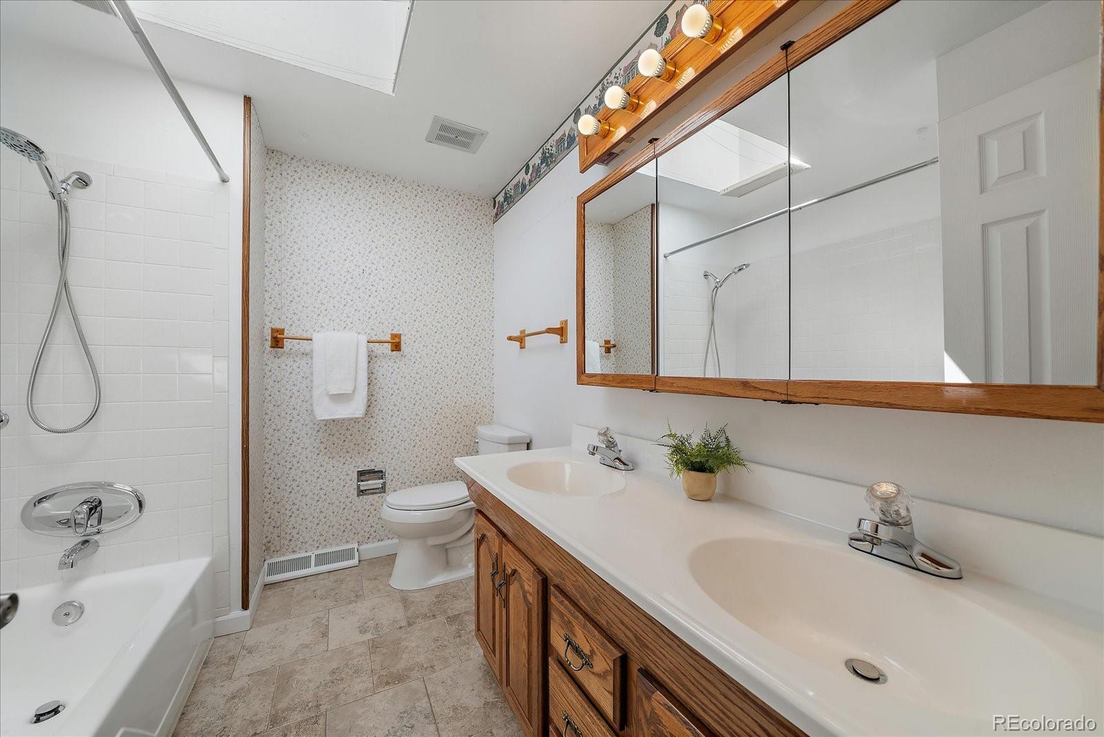 MLS Image #19 for 13582 w dakota avenue,denver, Colorado
