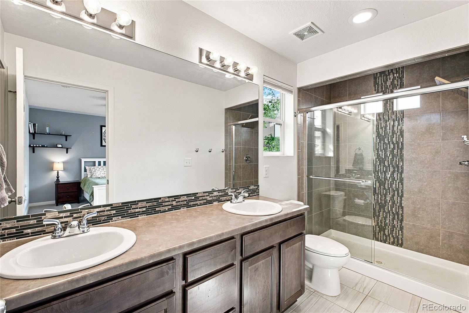 MLS Image #22 for 20016 e 48th place,denver, Colorado