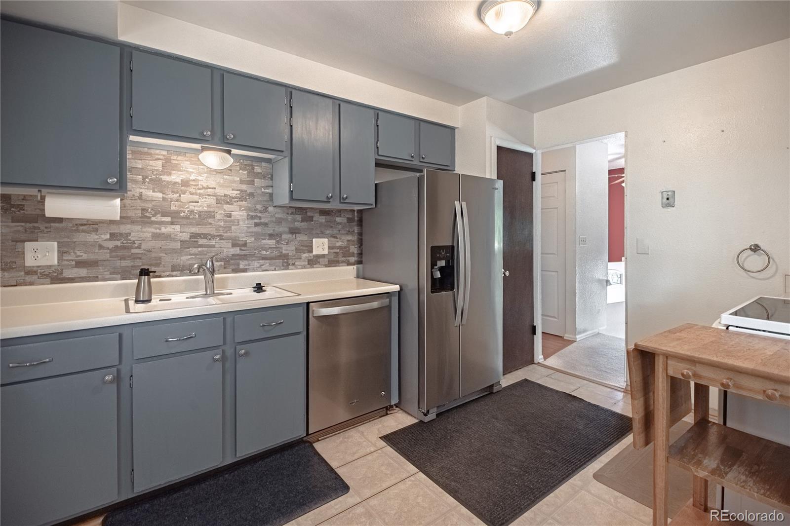 MLS Image #10 for 1340  kachina drive,colorado springs, Colorado
