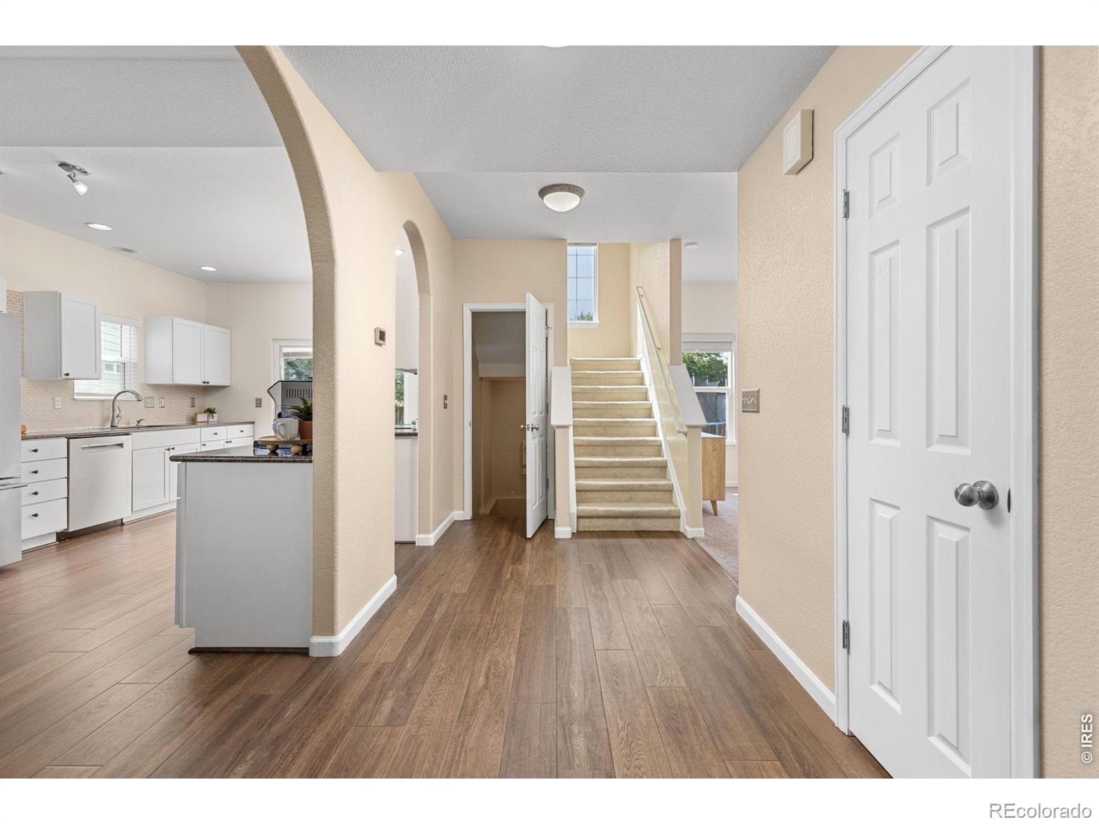 MLS Image #4 for 108  sandstone drive,johnstown, Colorado