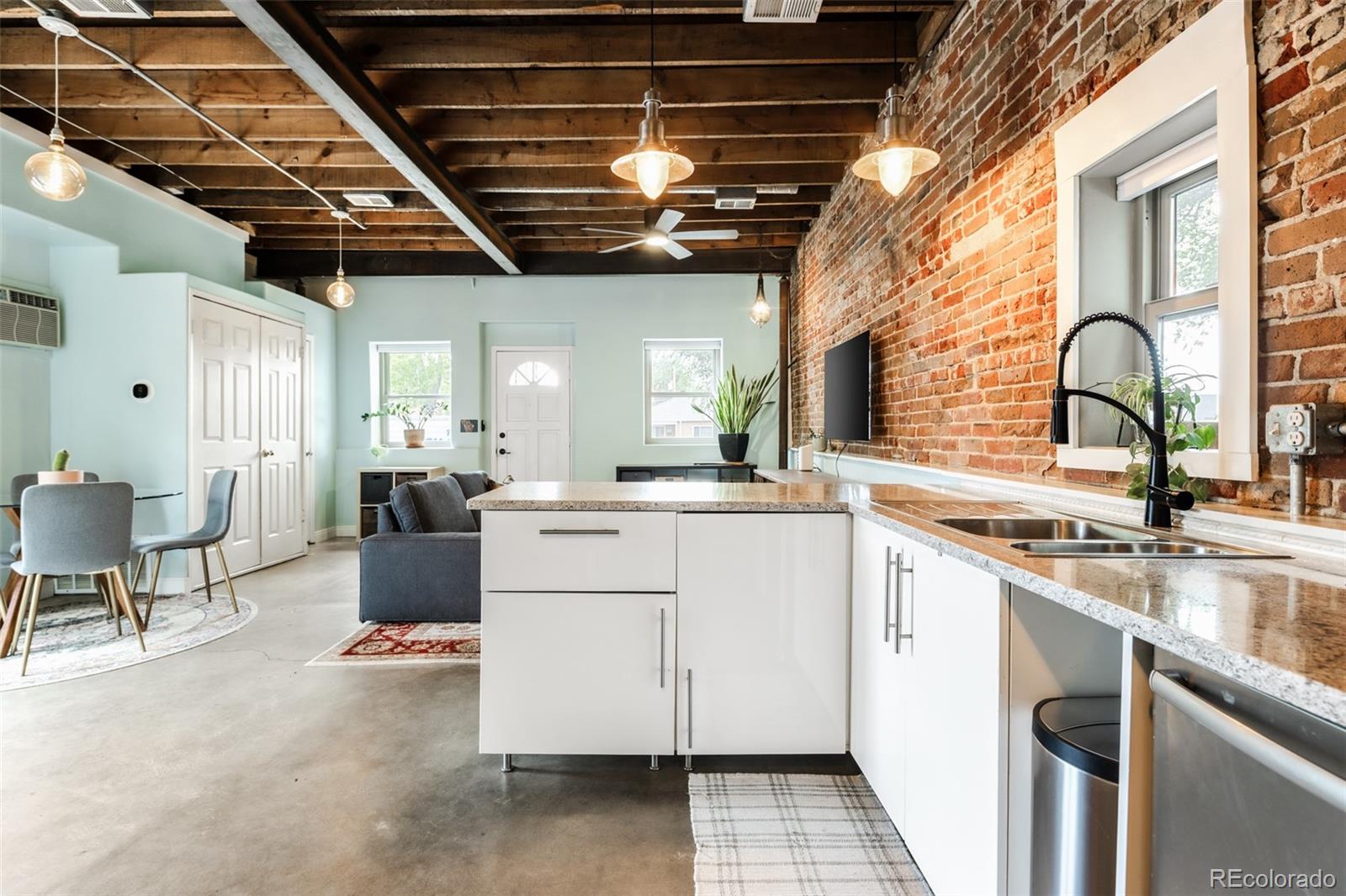 MLS Image #13 for 2910 n columbine street,denver, Colorado