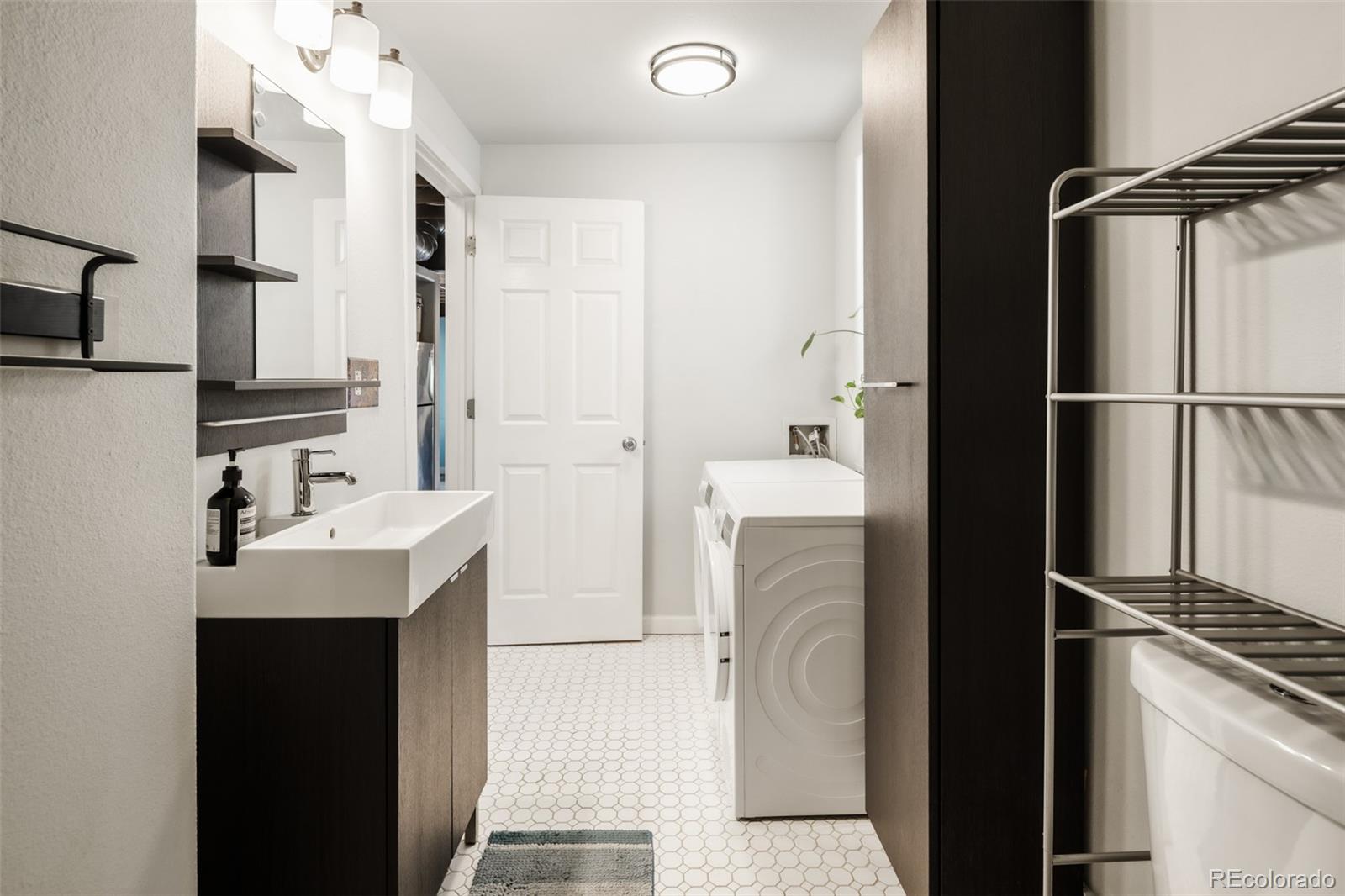 MLS Image #19 for 2910 n columbine street,denver, Colorado