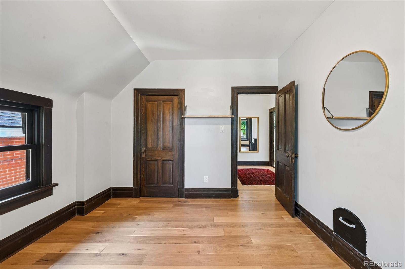 MLS Image #28 for 1539  saint paul street,denver, Colorado