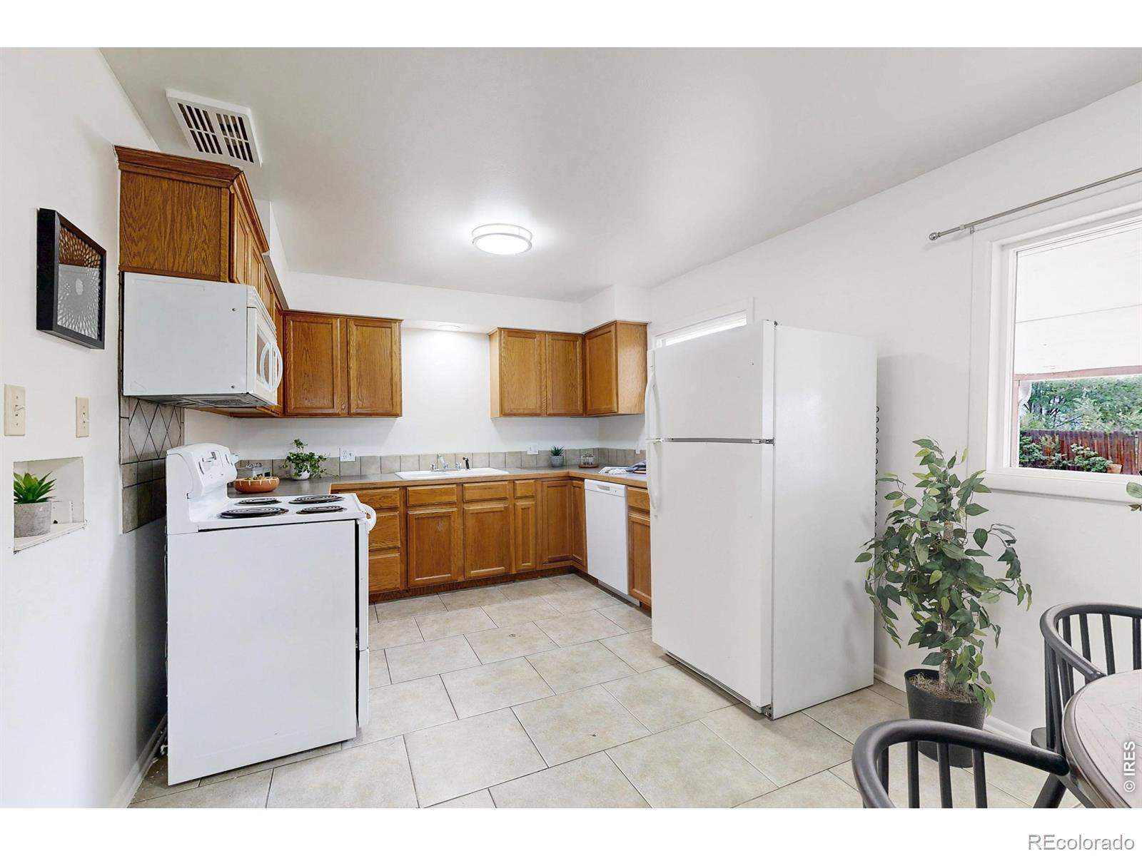MLS Image #10 for 1920 w elizabeth street,fort collins, Colorado