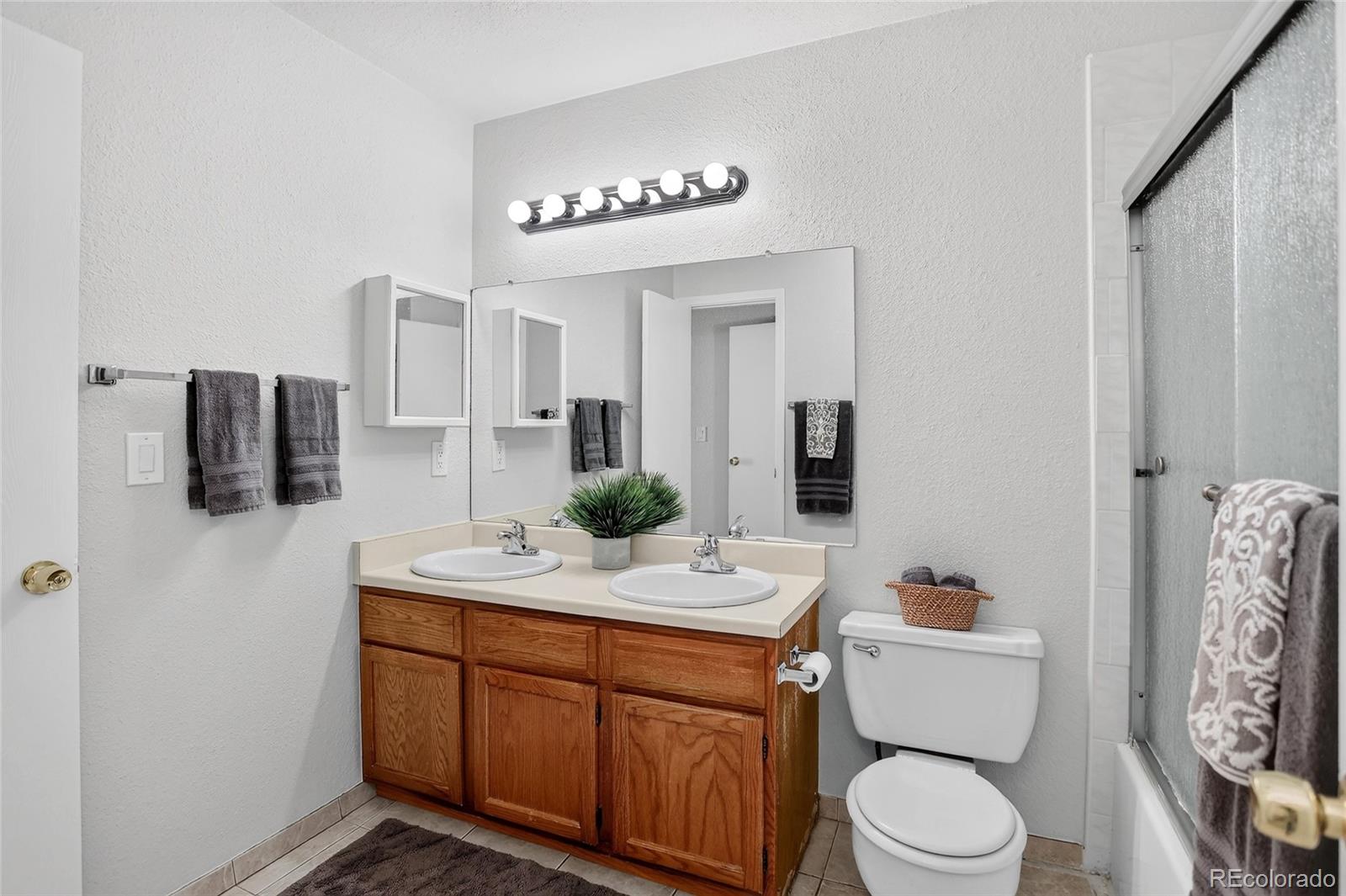 MLS Image #14 for 7474 e arkansas avenue,denver, Colorado