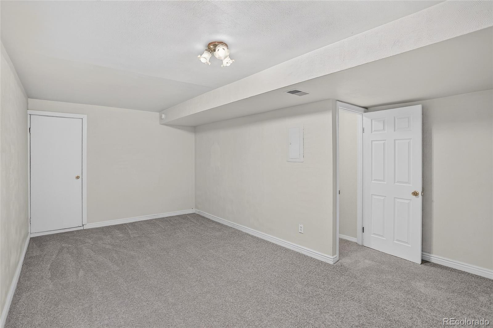 MLS Image #18 for 7474 e arkansas avenue,denver, Colorado