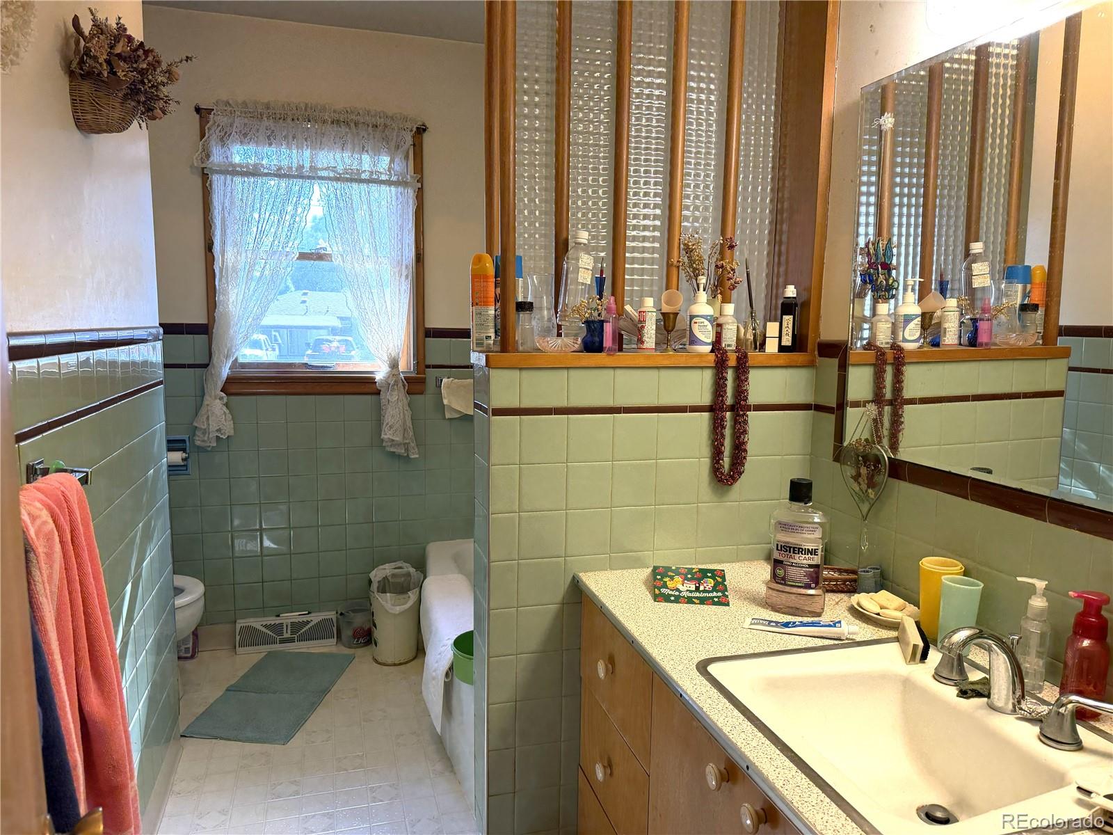 MLS Image #10 for 1010  hilltop drive,loveland, Colorado
