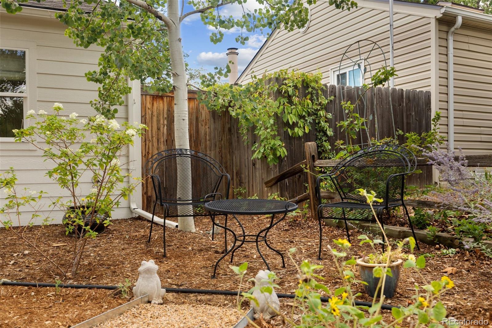 MLS Image #3 for 3310 s elm street,denver, Colorado
