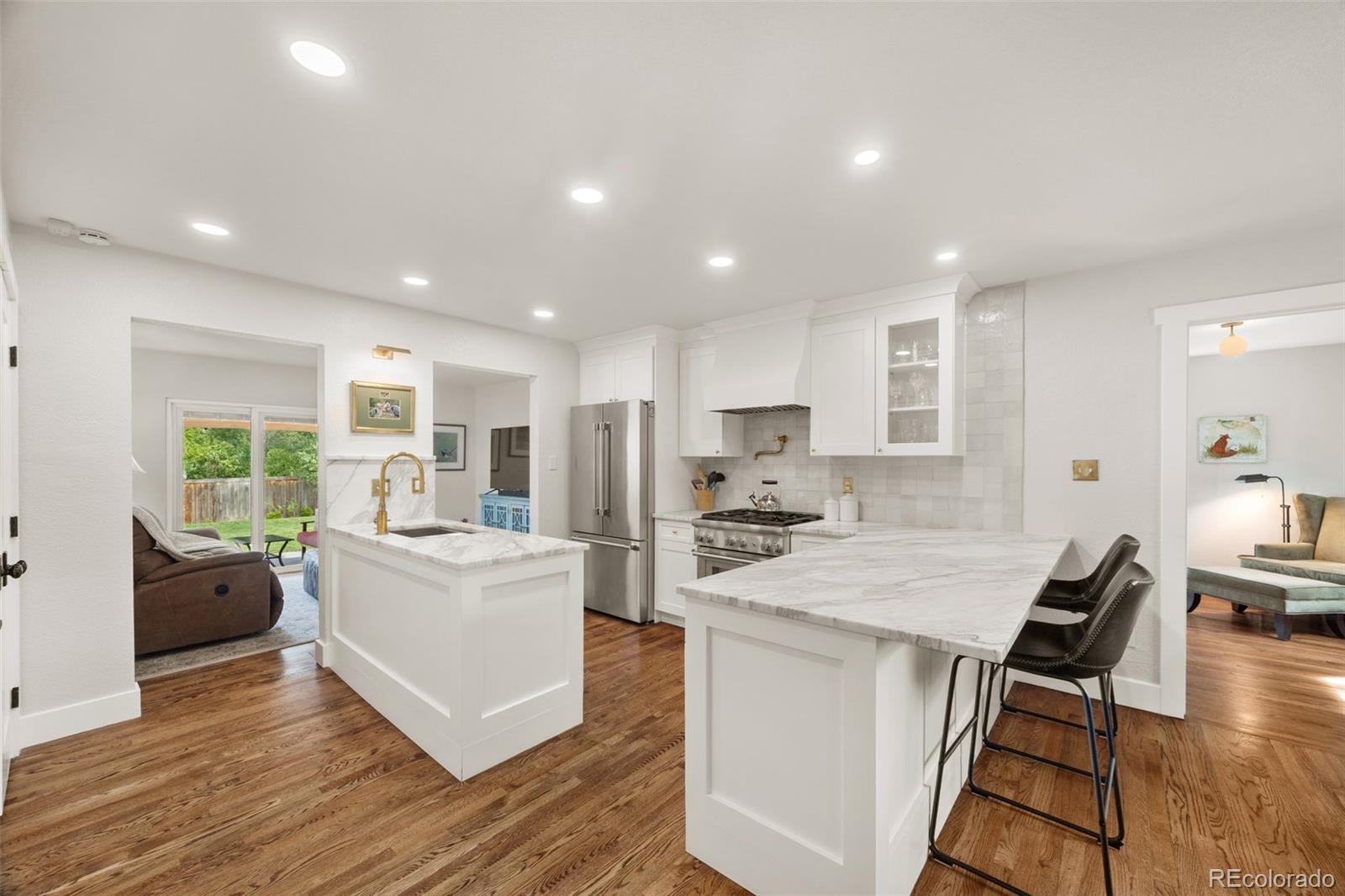 MLS Image #7 for 3310 s elm street,denver, Colorado