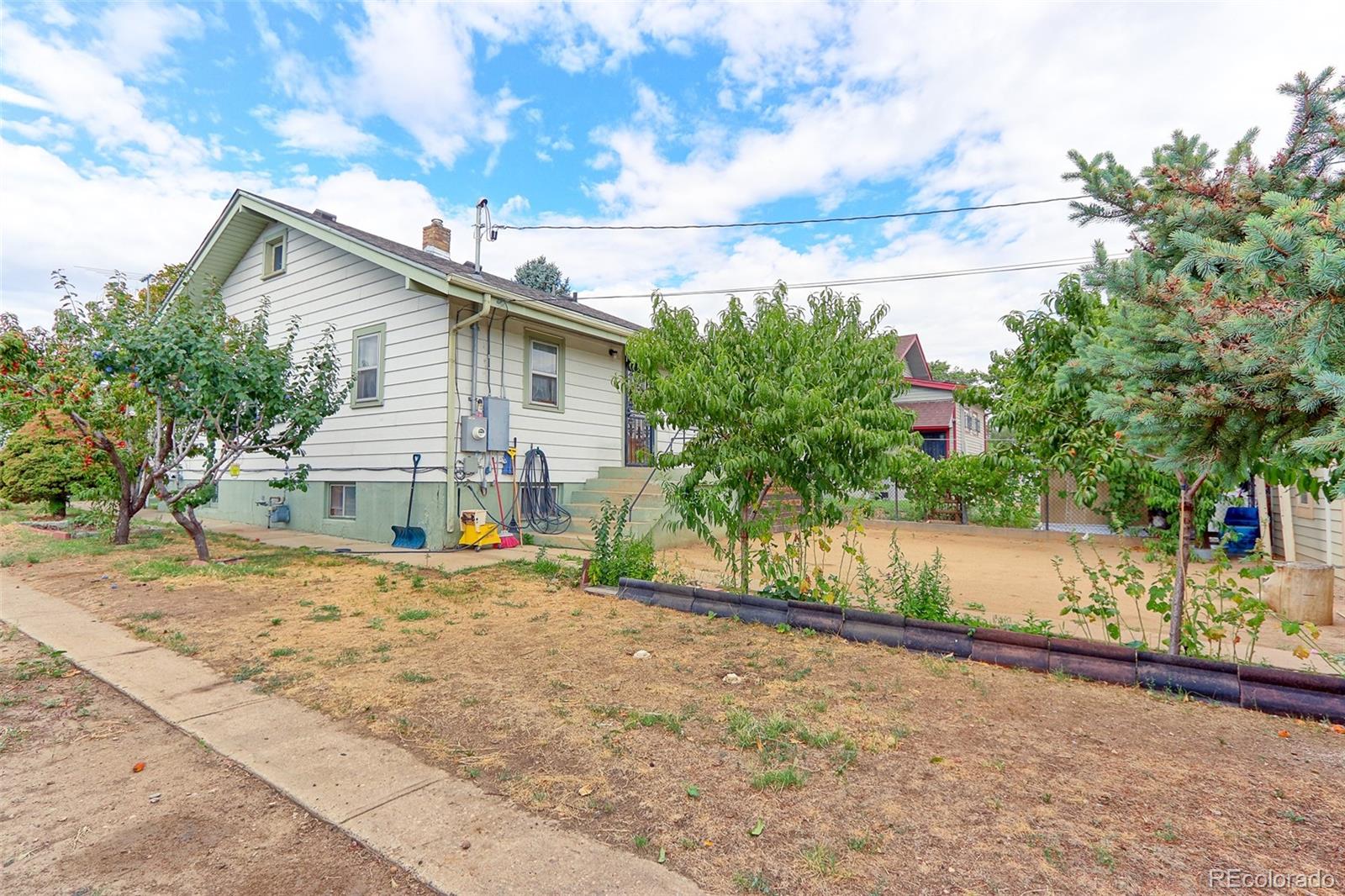 MLS Image #14 for 4984  lincoln street,denver, Colorado