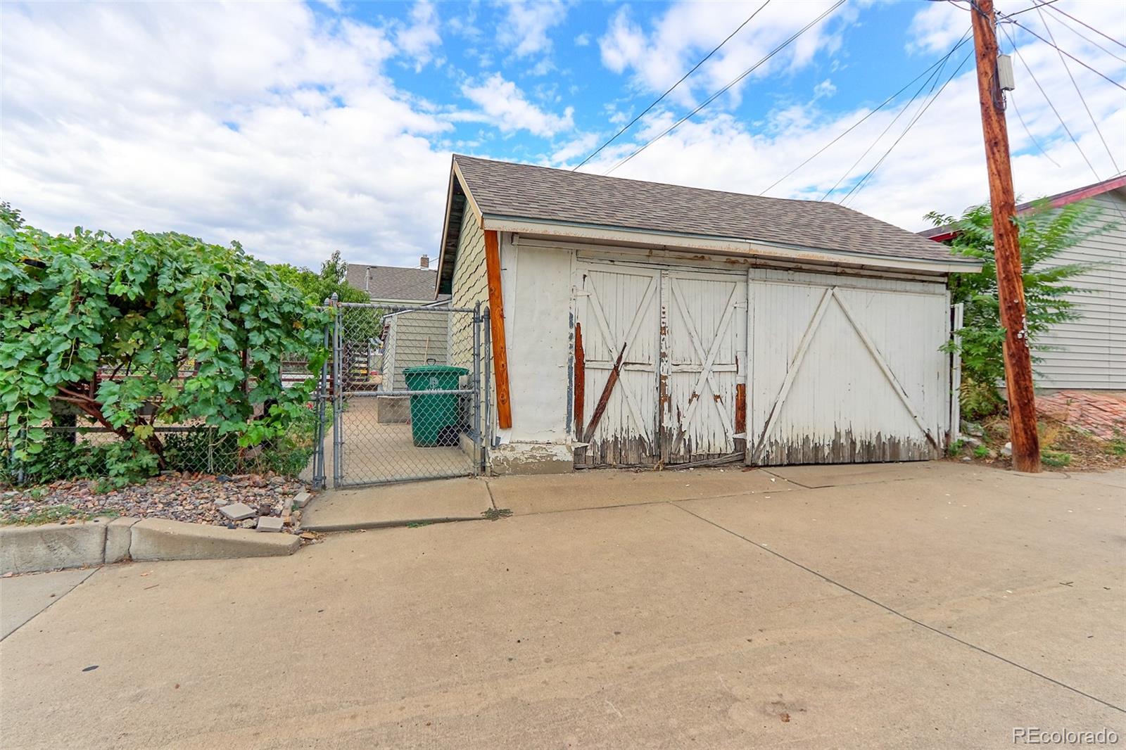 MLS Image #16 for 4984  lincoln street,denver, Colorado