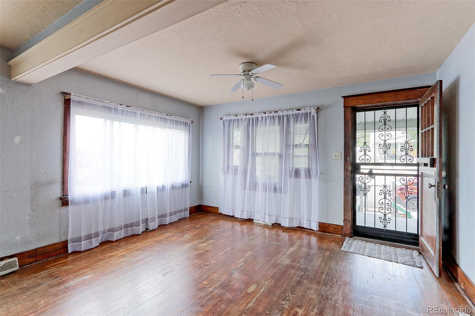 MLS Image #5 for 4984  lincoln street,denver, Colorado