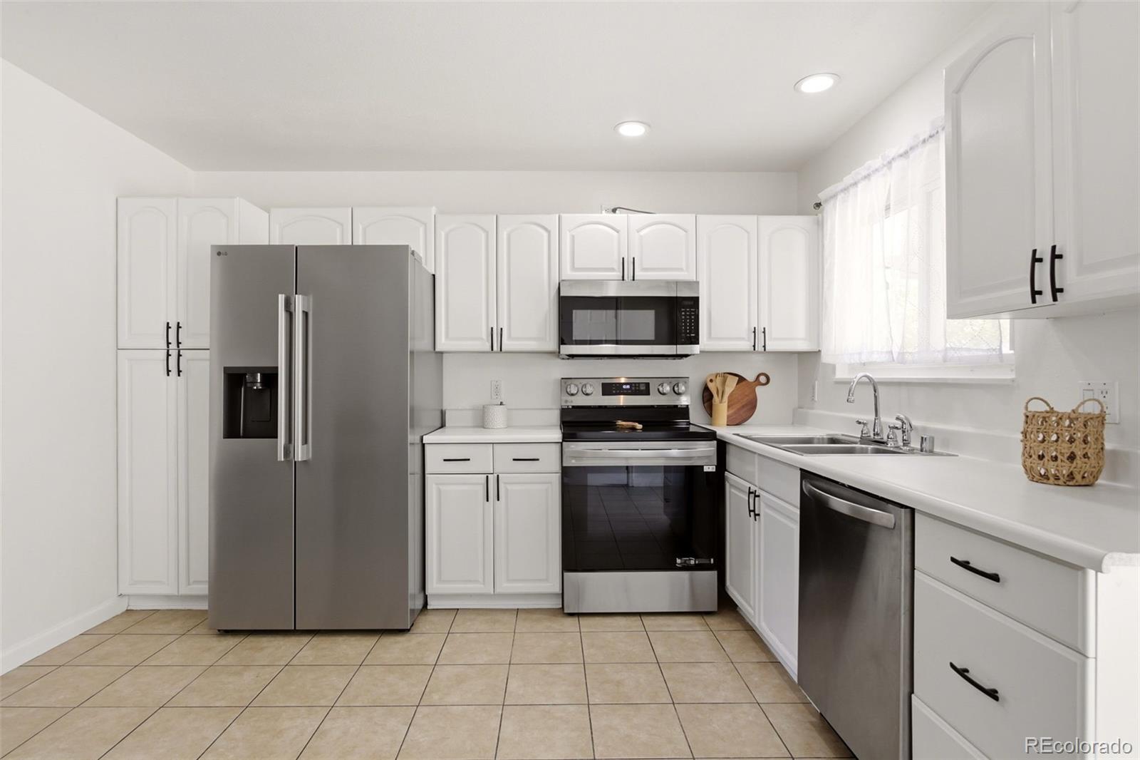 MLS Image #7 for 9775  fillmore street,thornton, Colorado
