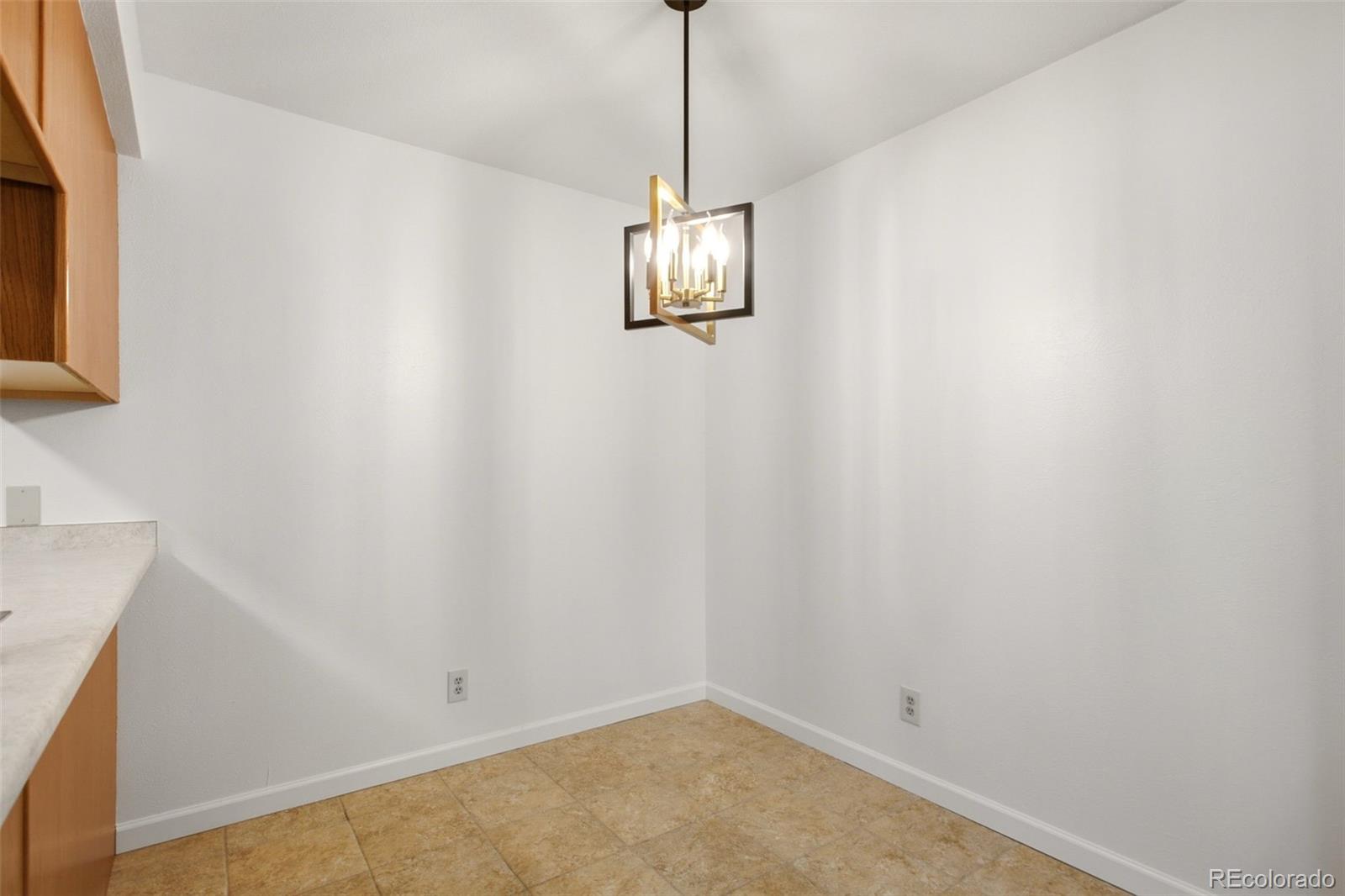 MLS Image #5 for 7395 e eastman avenue,denver, Colorado