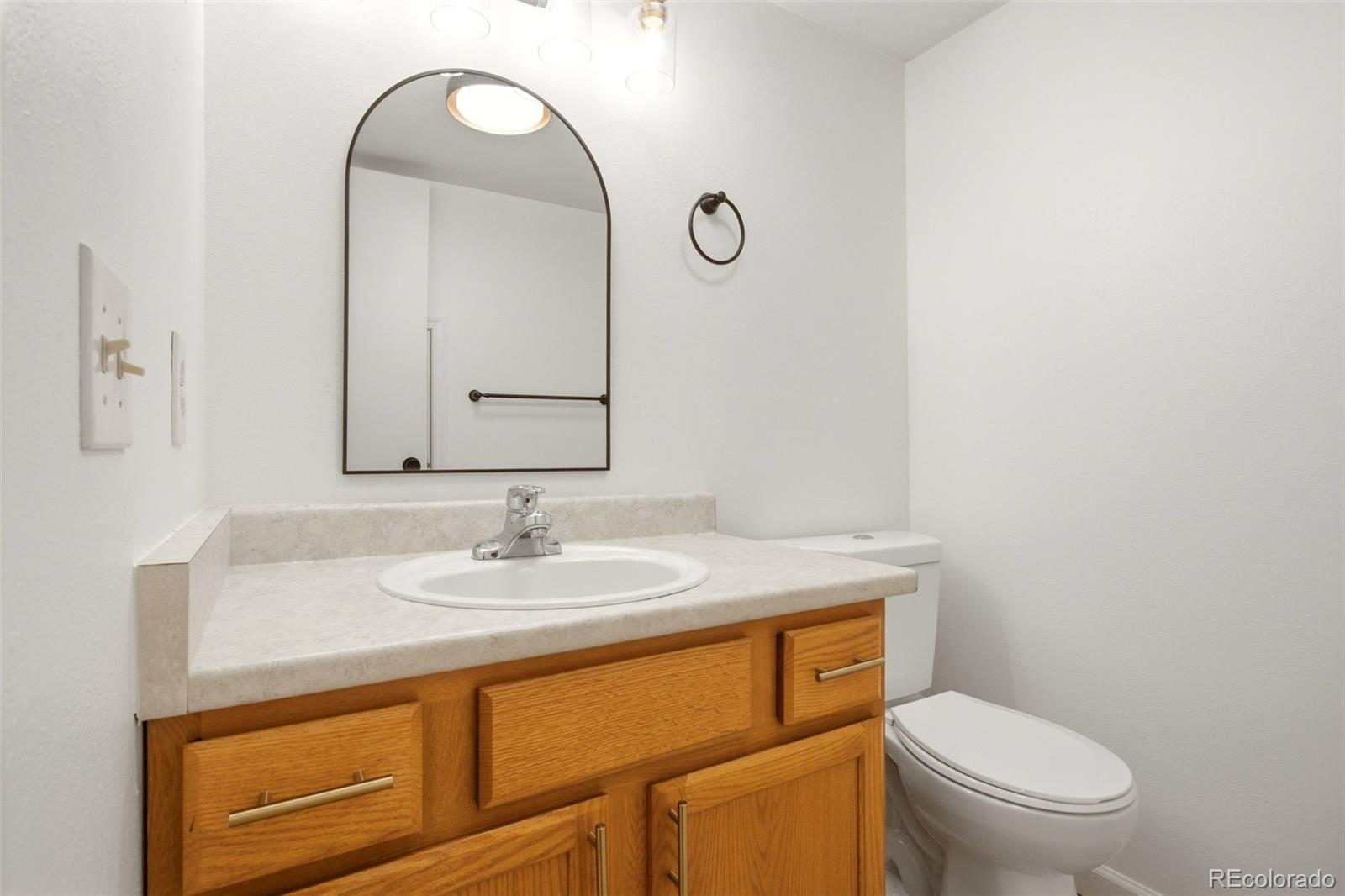 MLS Image #9 for 7395 e eastman avenue,denver, Colorado
