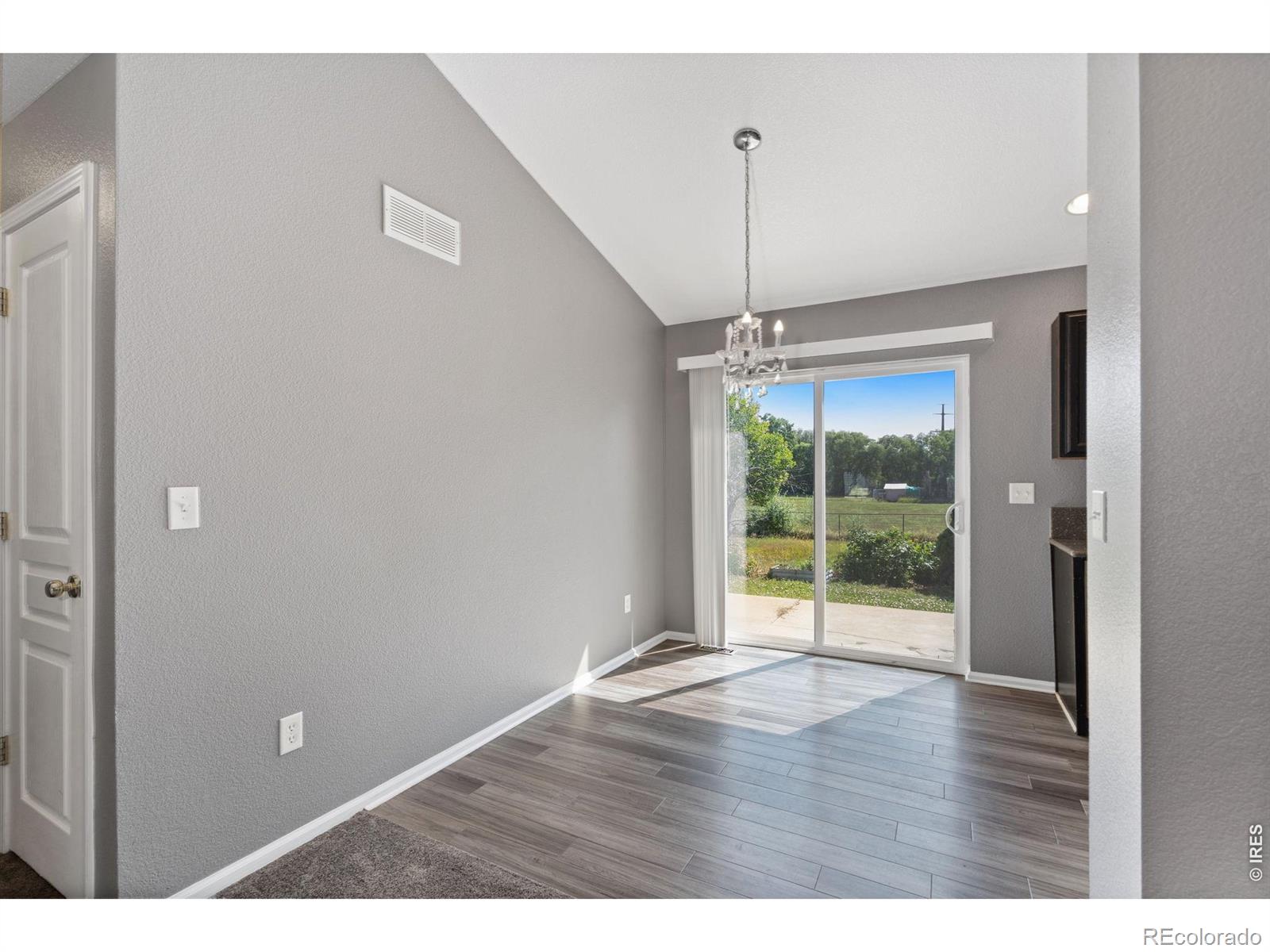 MLS Image #10 for 586  magpie drive,loveland, Colorado