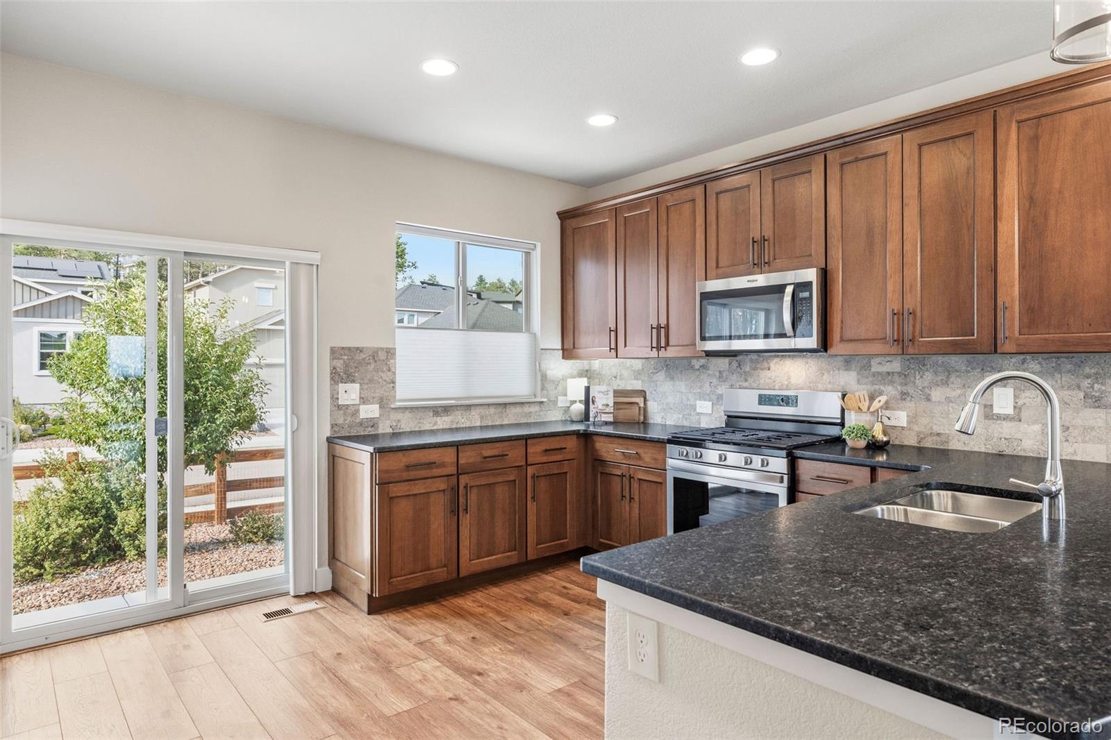 MLS Image #5 for 627  sage forest lane,monument, Colorado